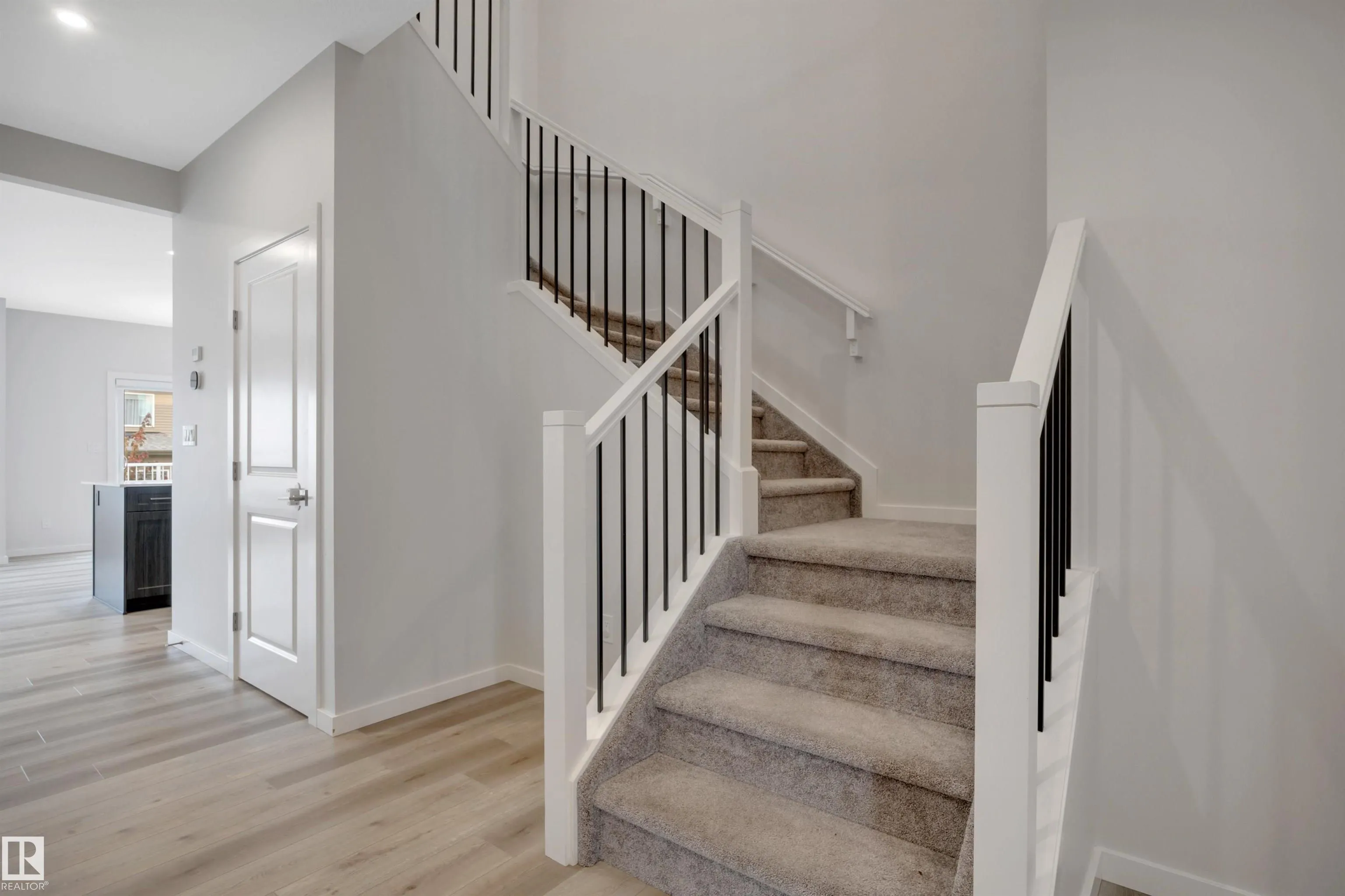 17 CERBAT Crescent