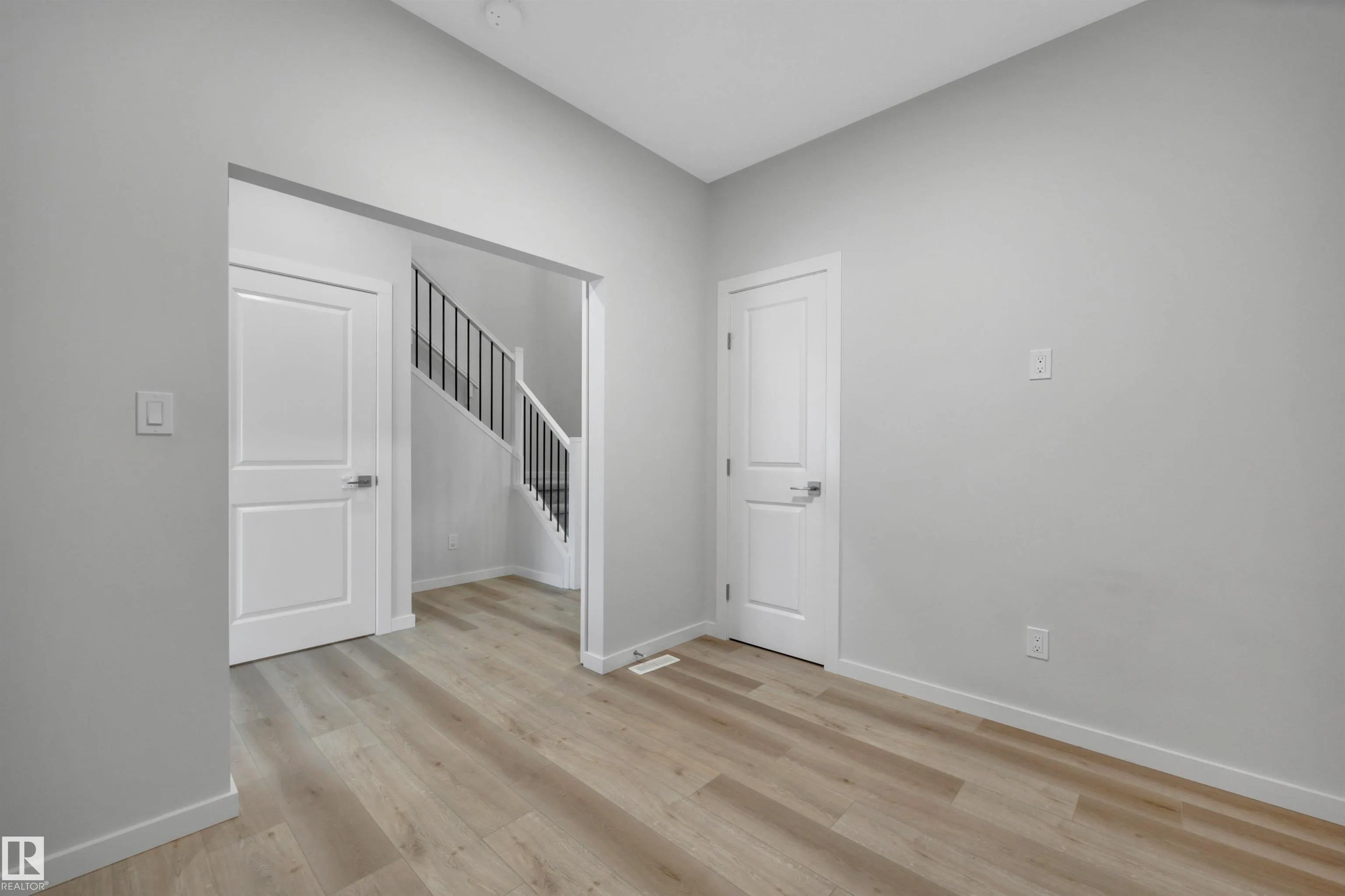 17 CERBAT Crescent