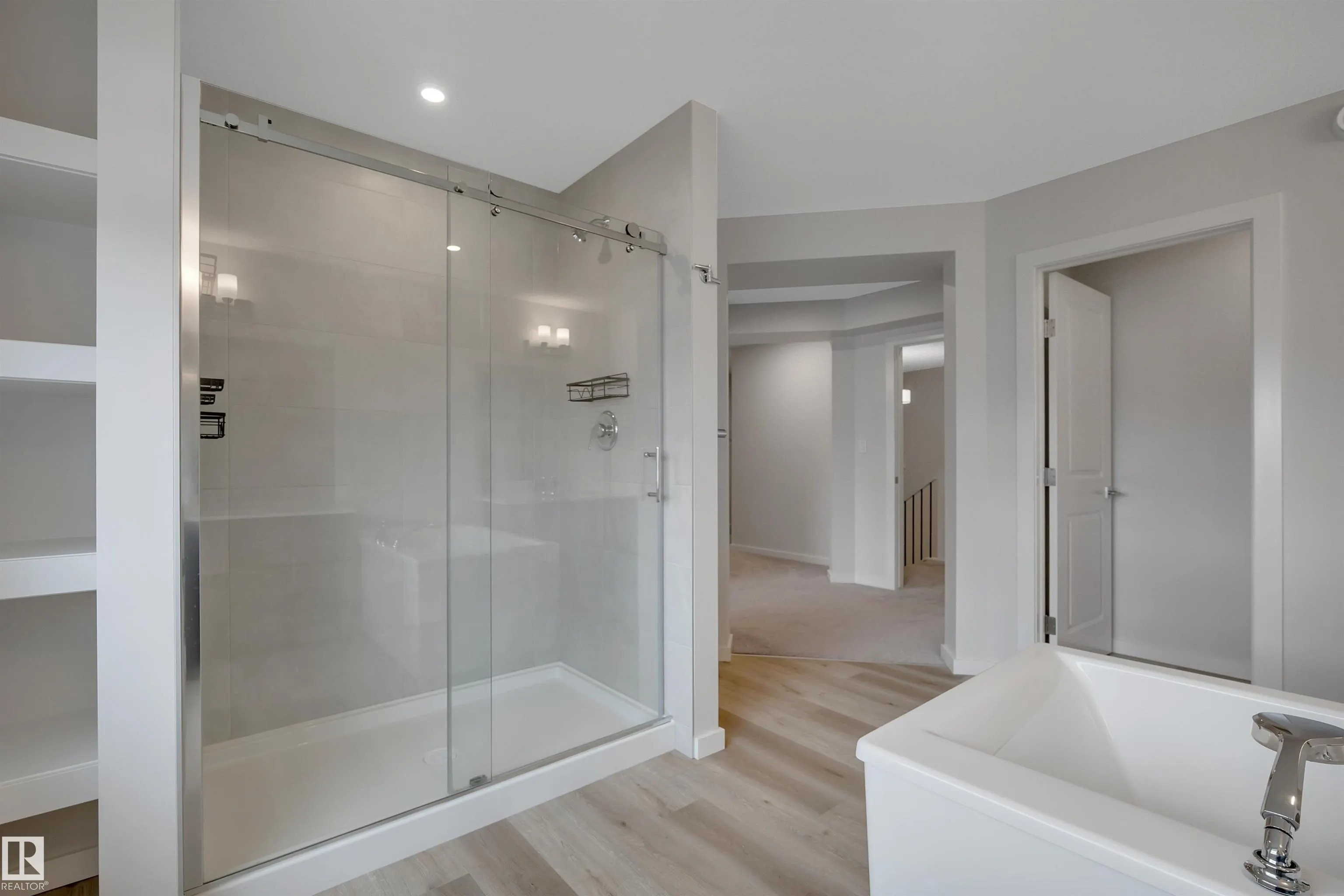 17 CERBAT Crescent