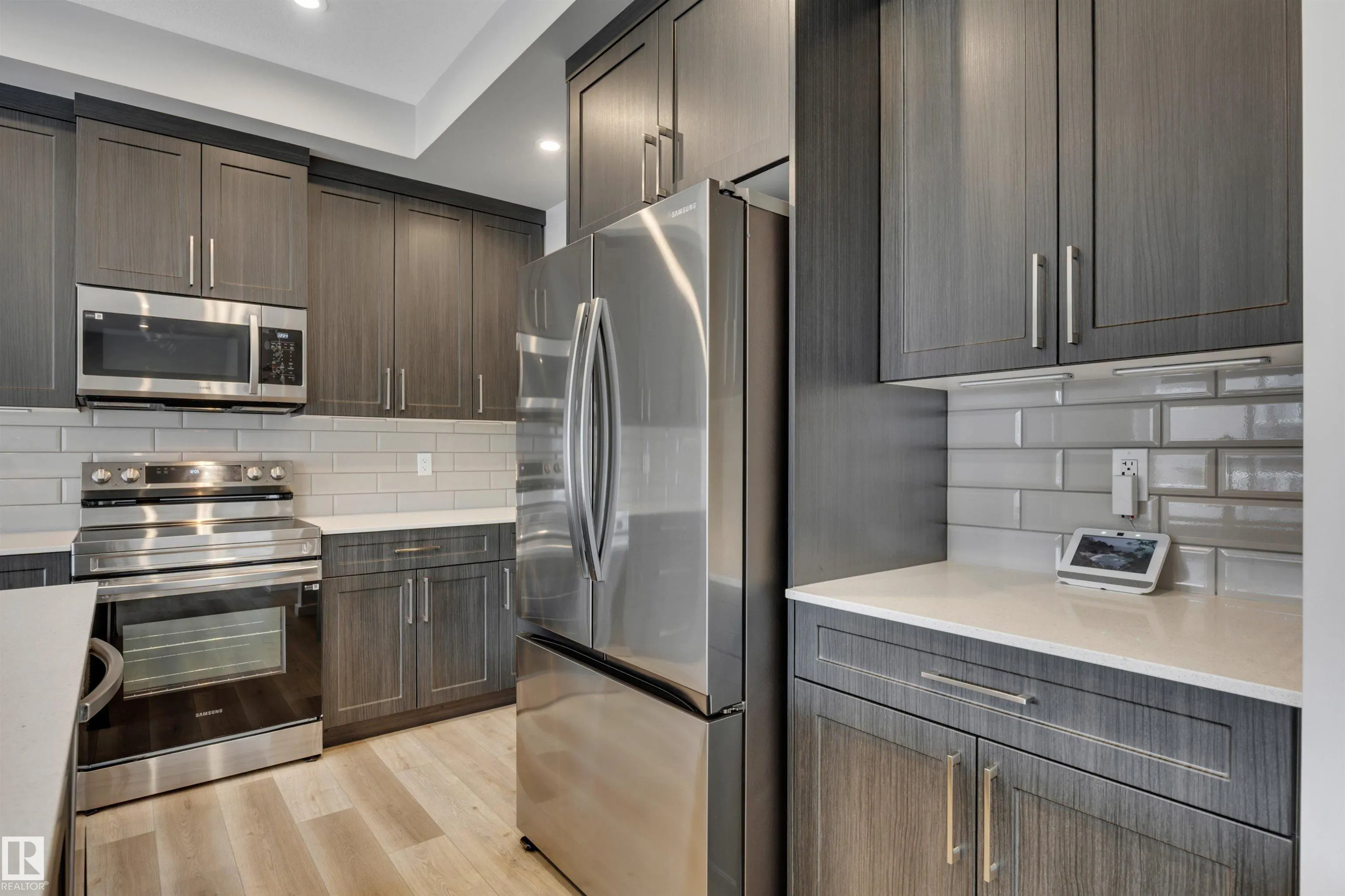 17 CERBAT Crescent