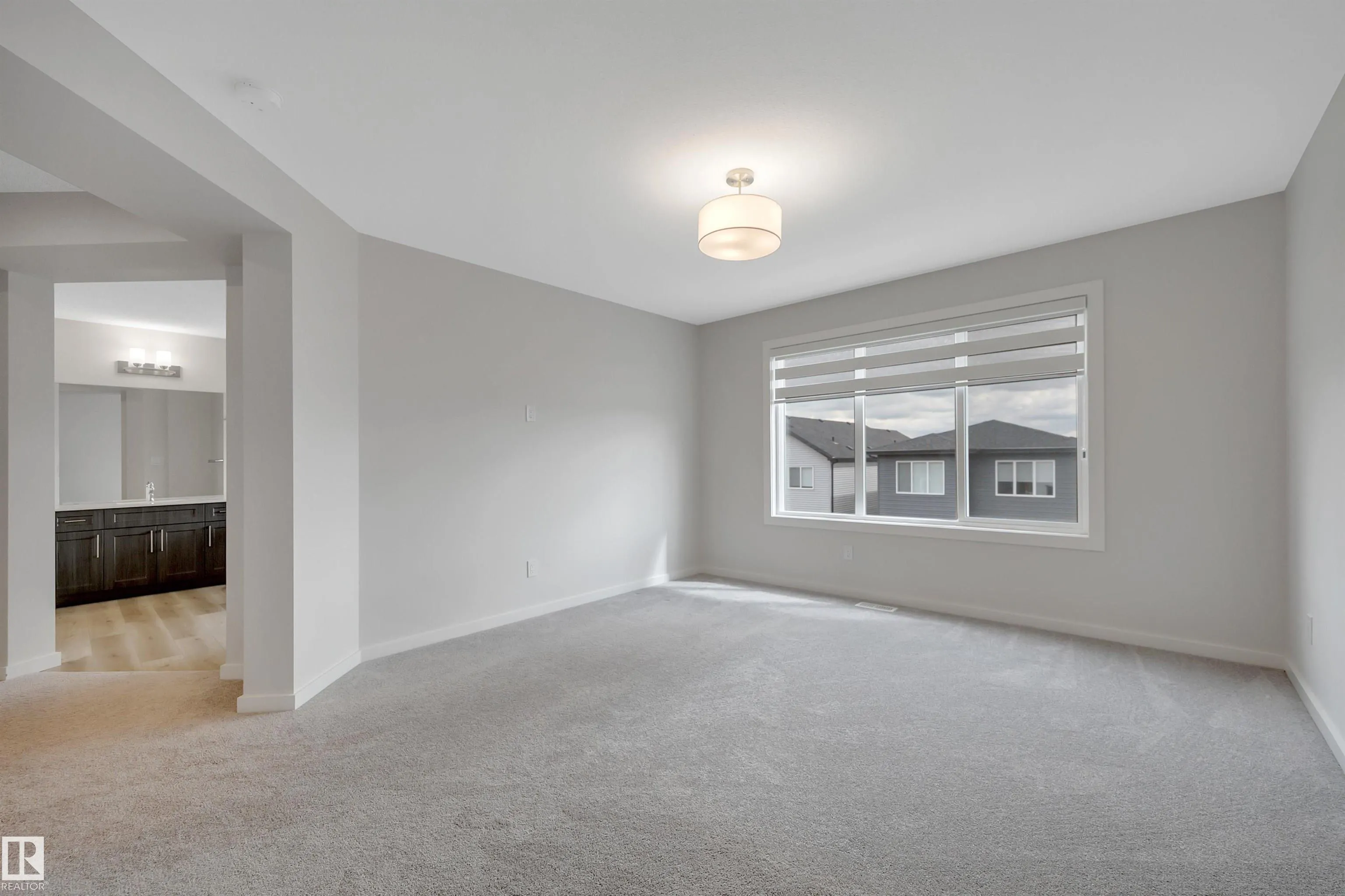 17 CERBAT Crescent
