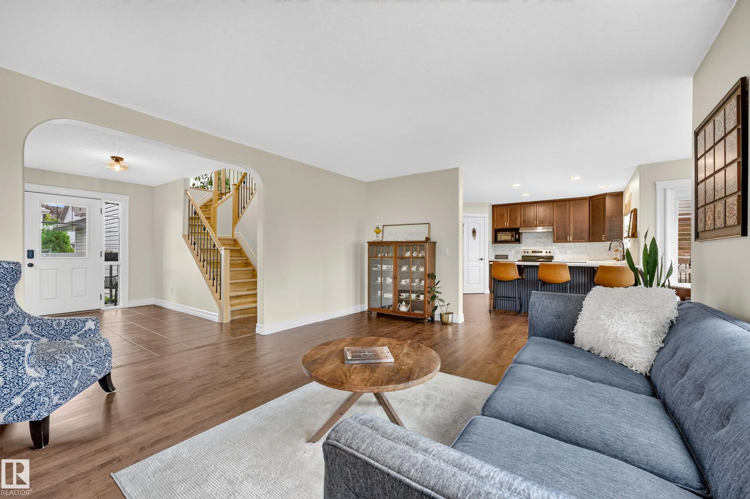 62 CARRIERE Crescent