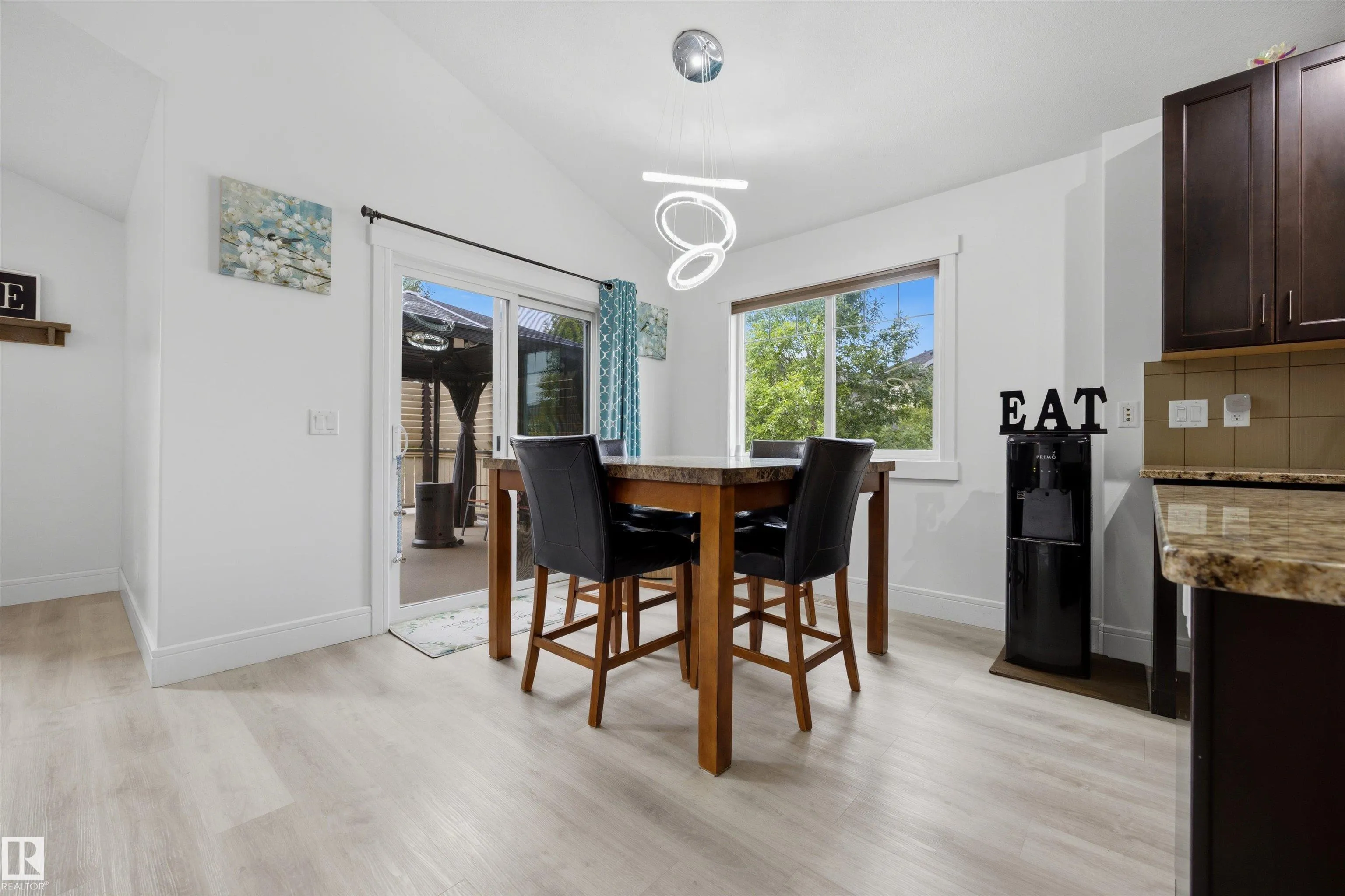 1 DITTRICH Avenue