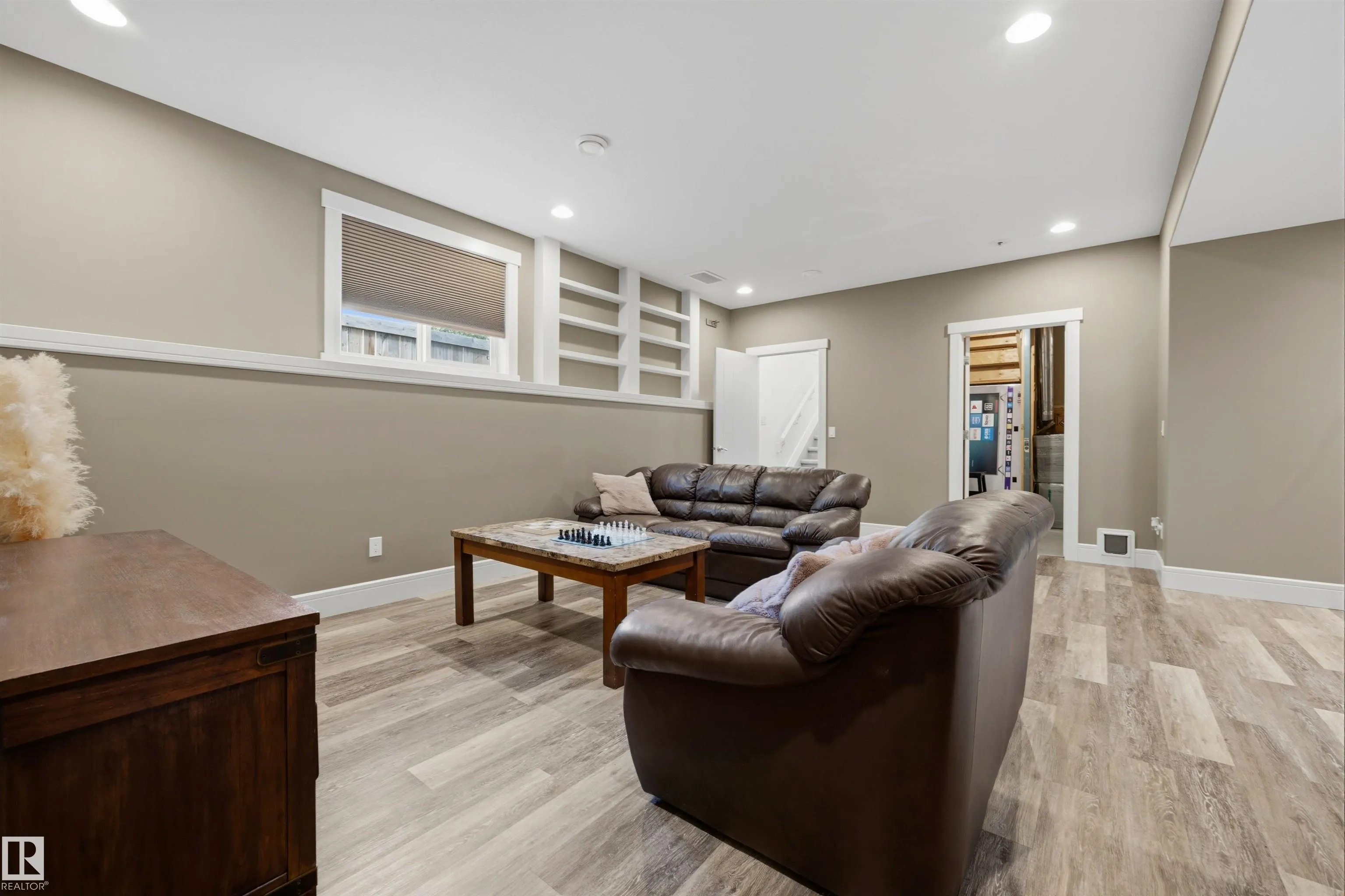1 DITTRICH Avenue