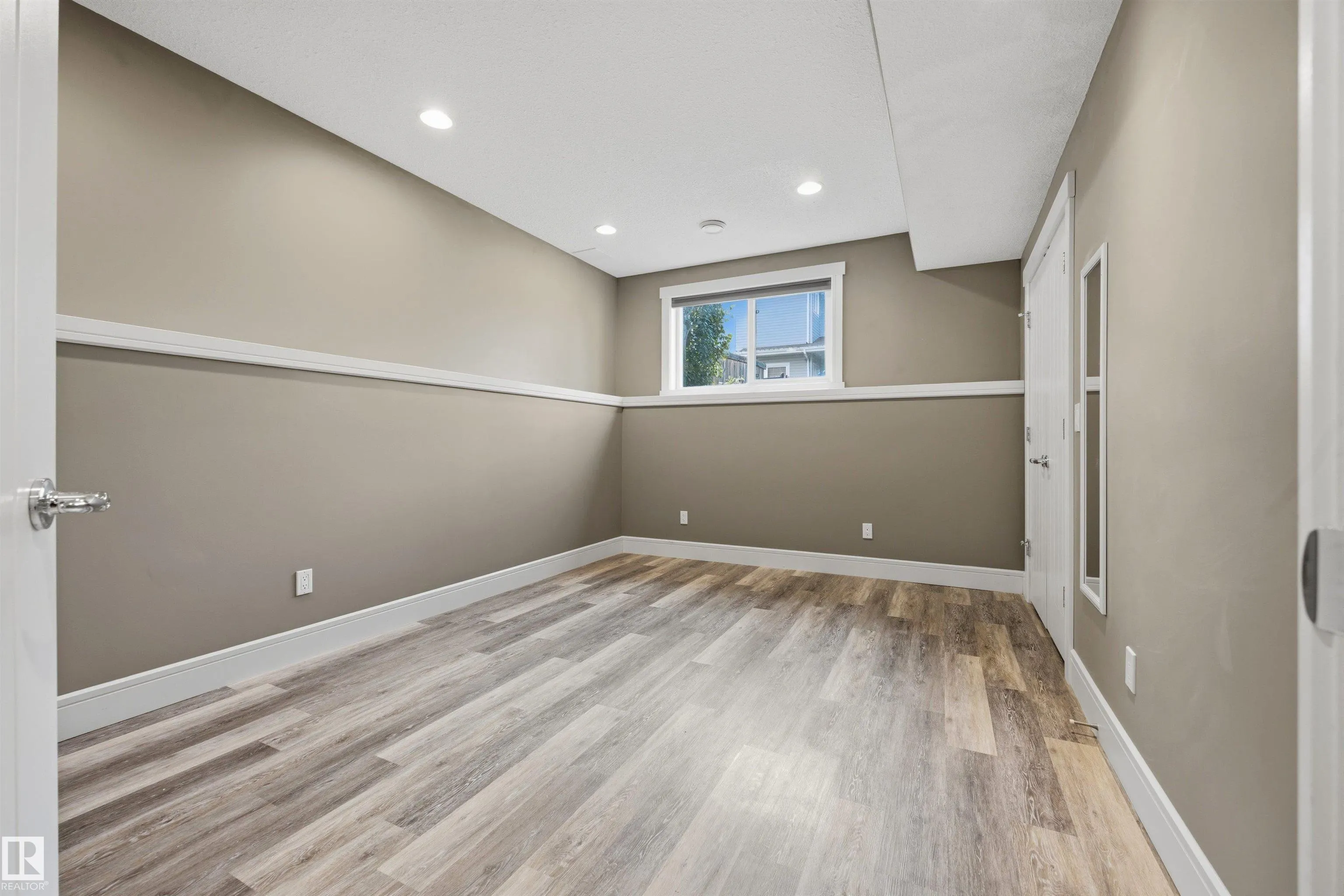 1 DITTRICH Avenue