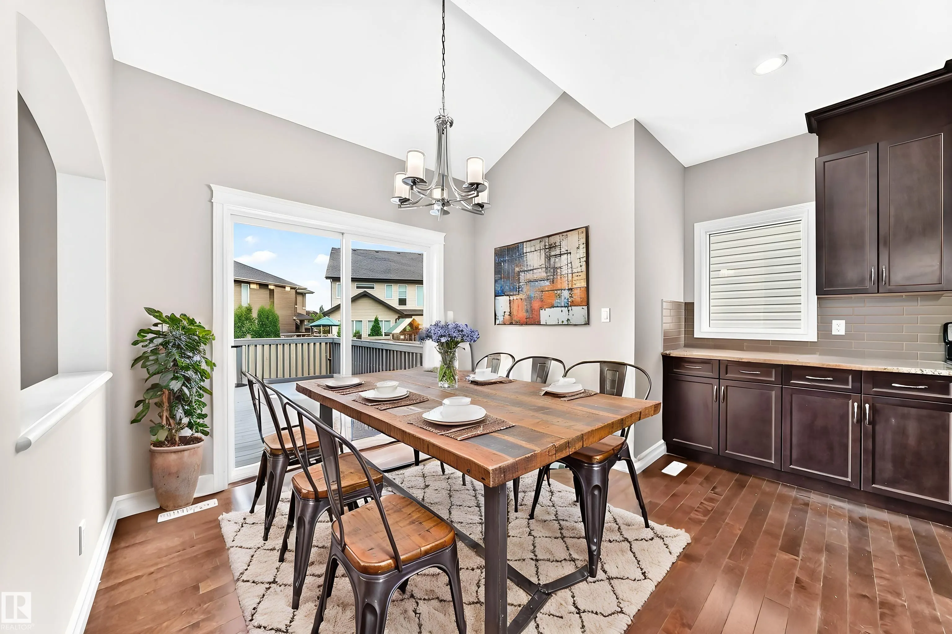 4212 CHARLES Close