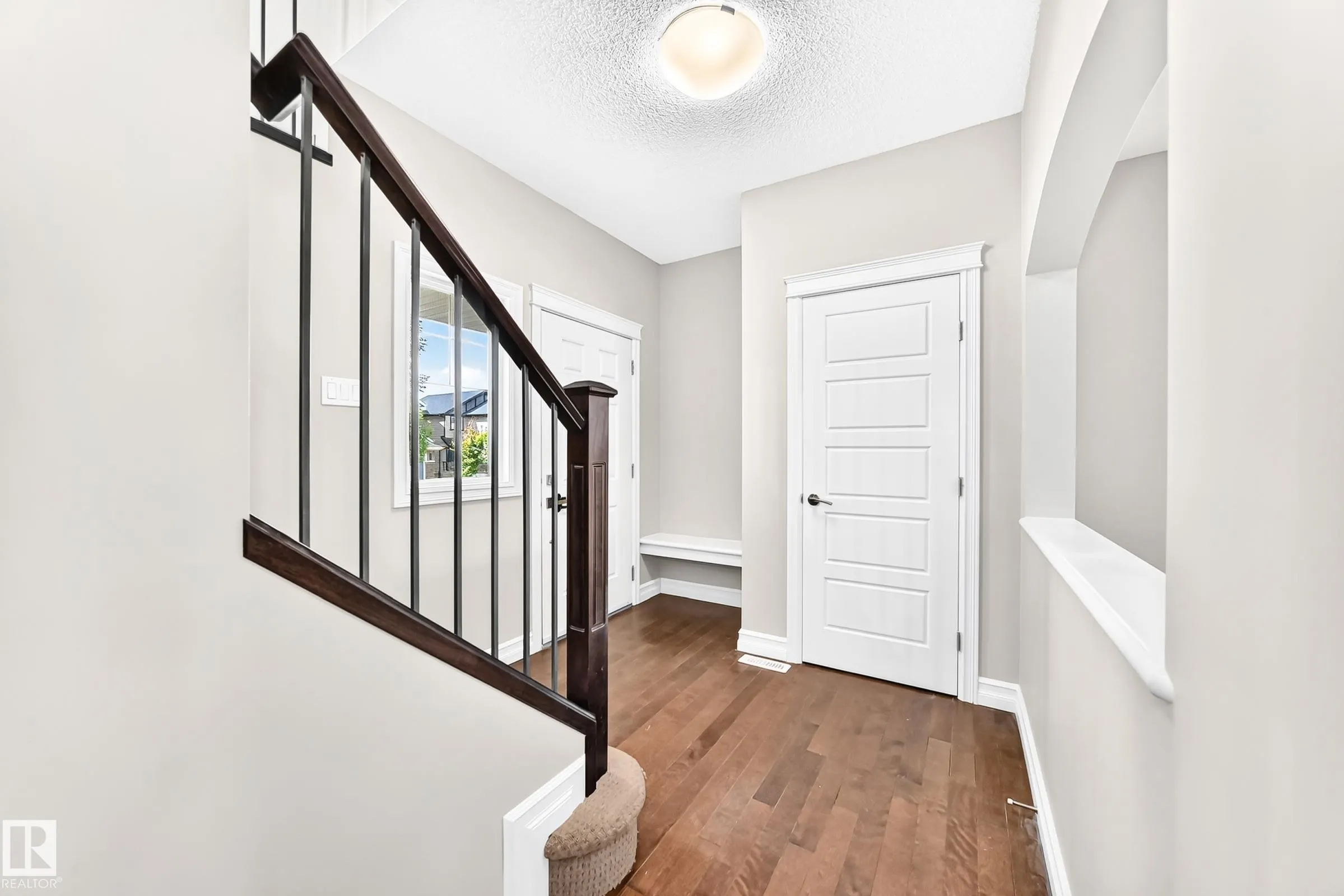 4212 CHARLES Close