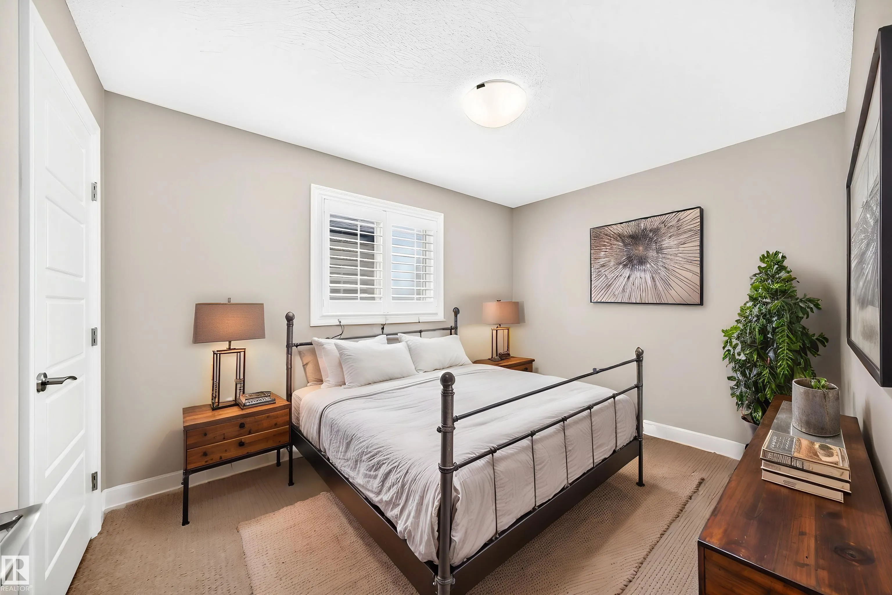4212 CHARLES Close