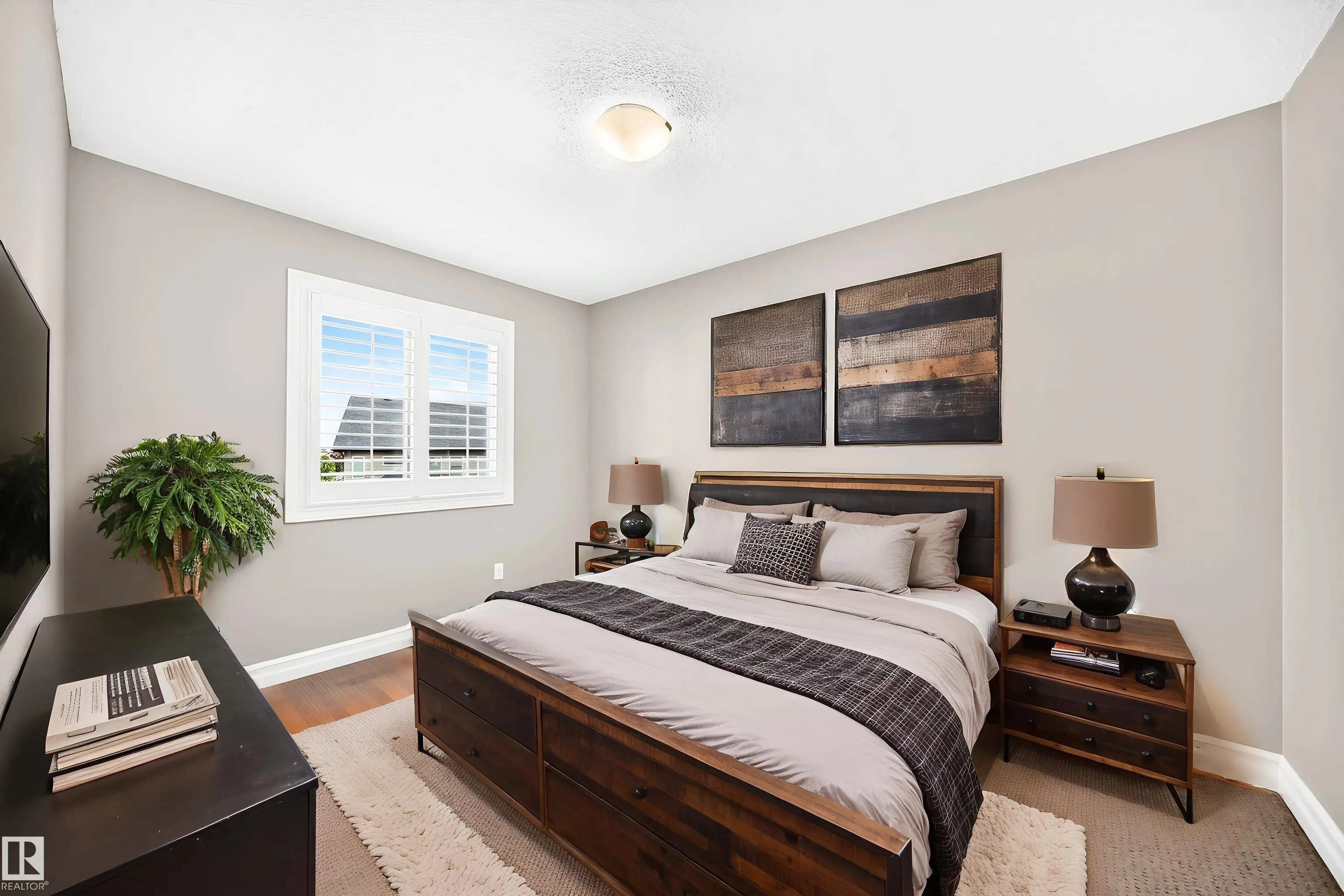 4212 CHARLES Close
