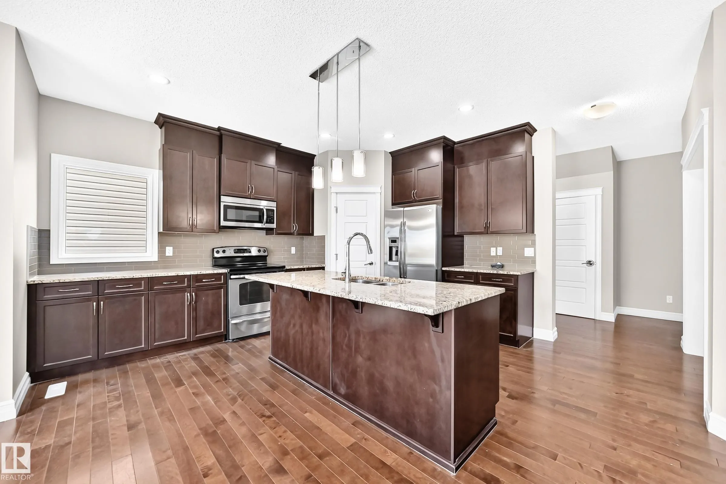 4212 CHARLES Close