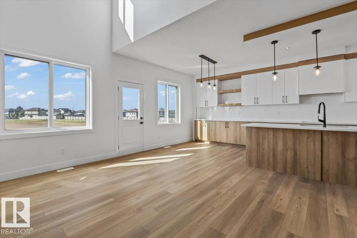 29 Foxtail Road