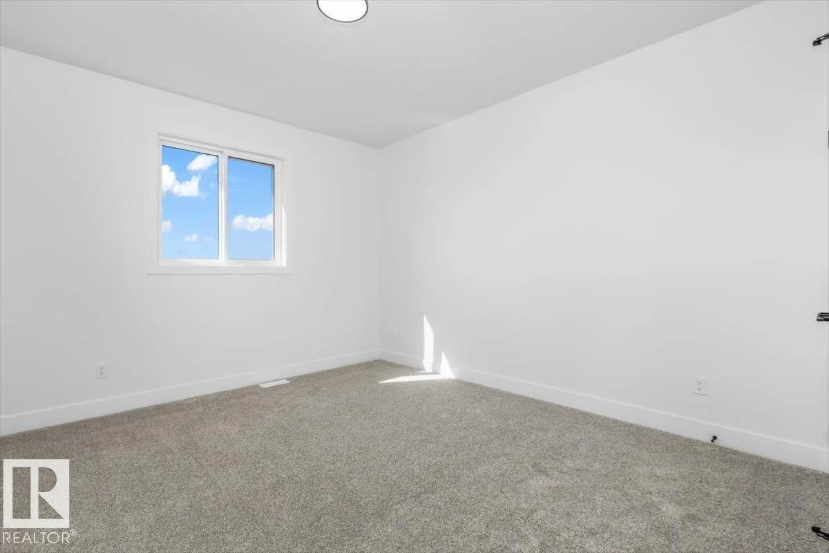 29 Foxtail Road