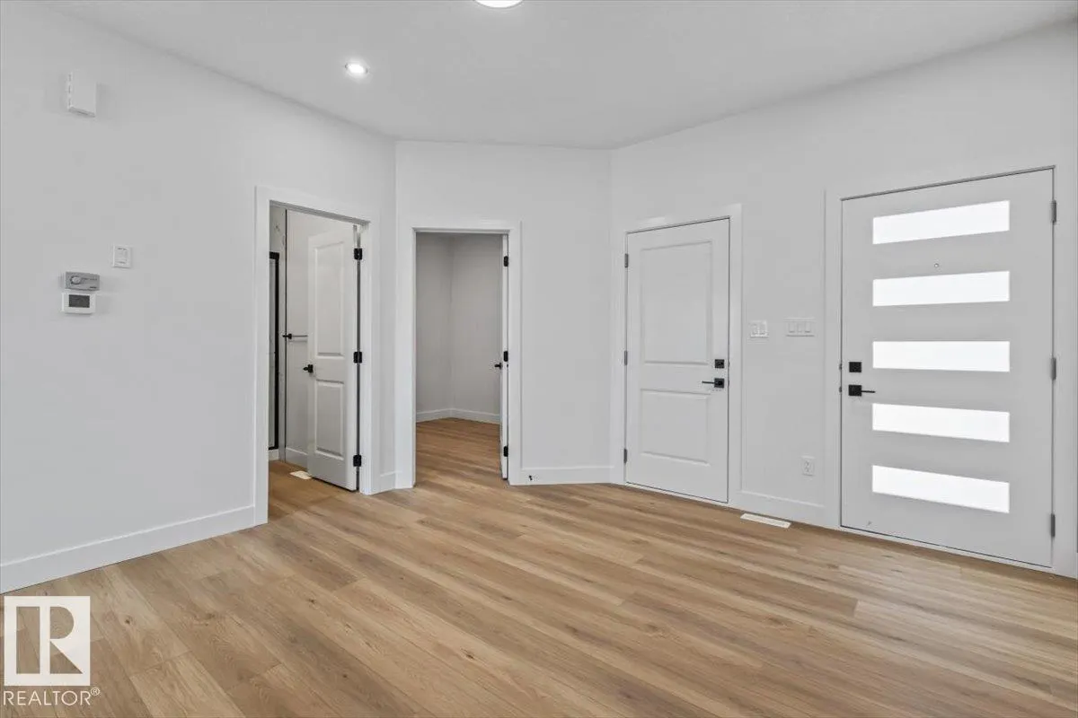 29 Foxtail Road