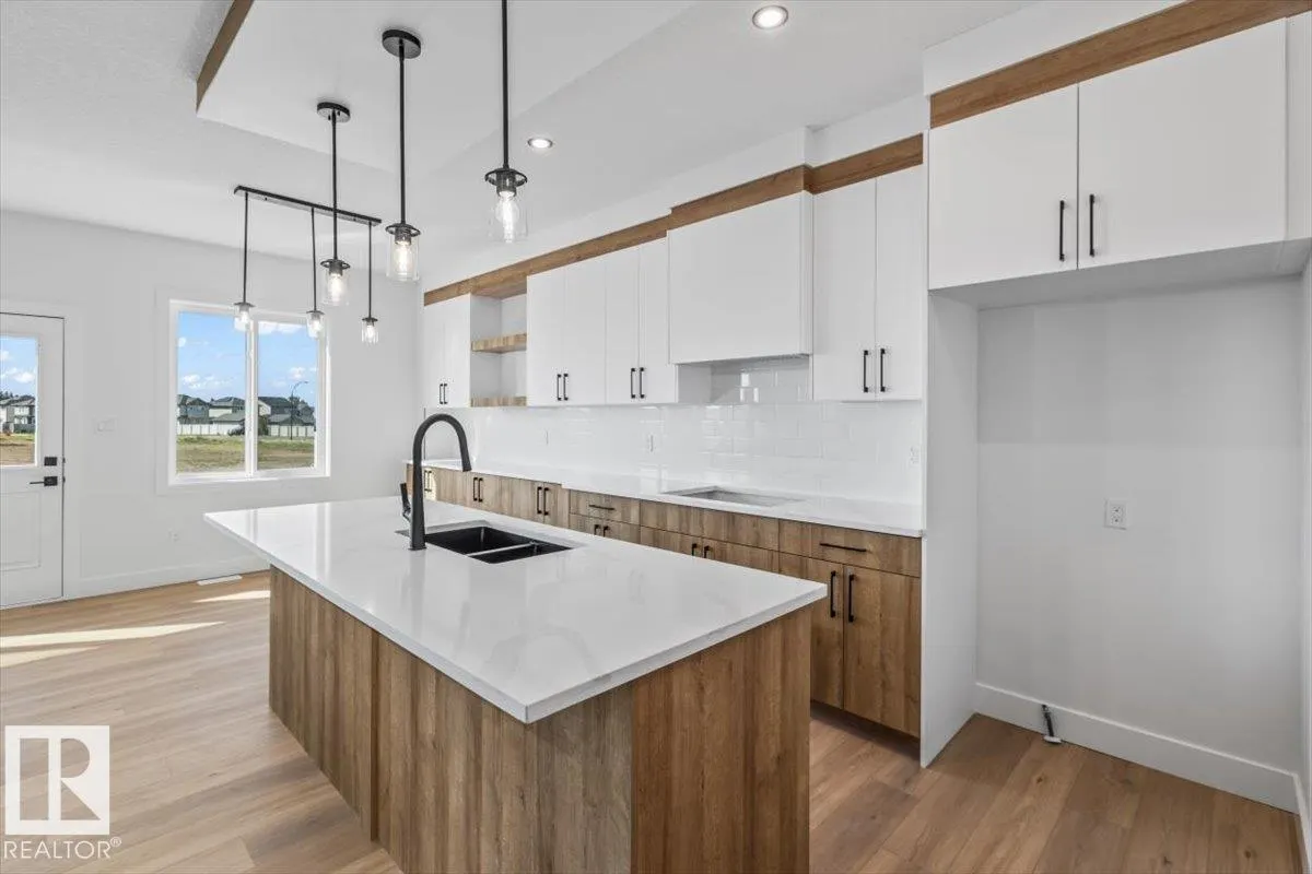29 Foxtail Road