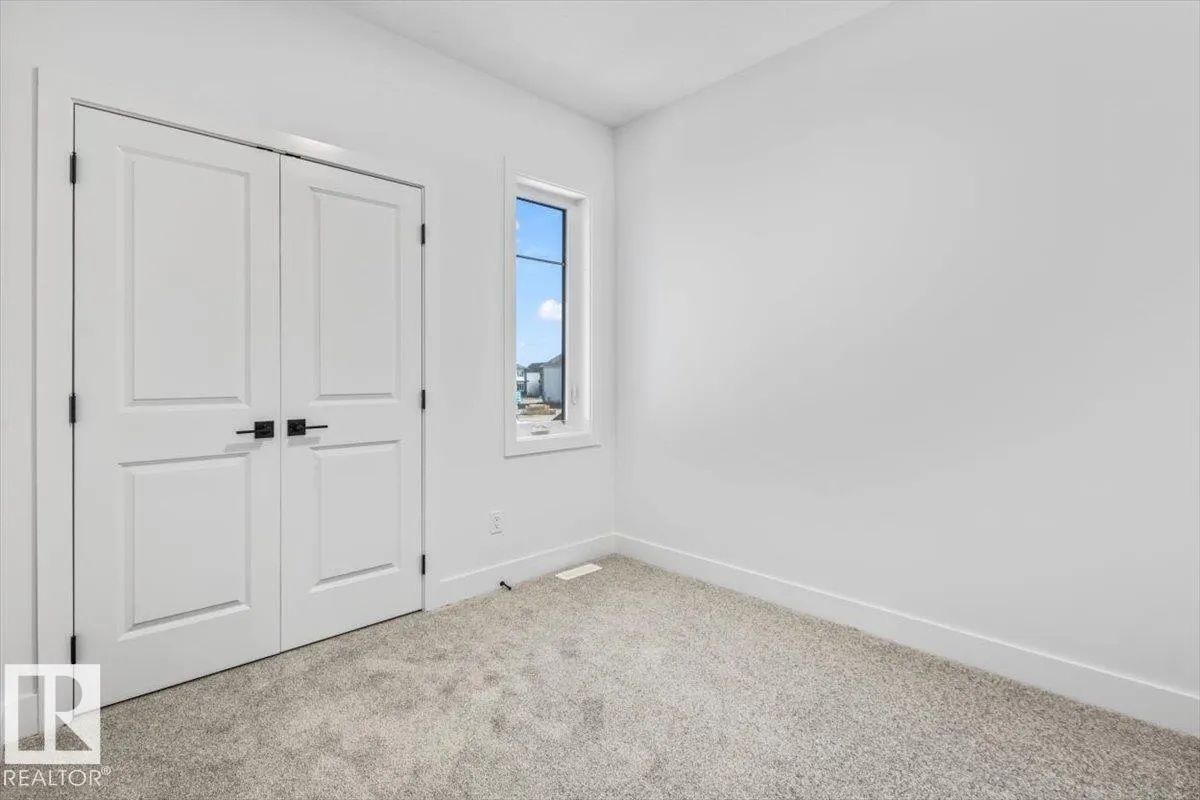 29 Foxtail Road