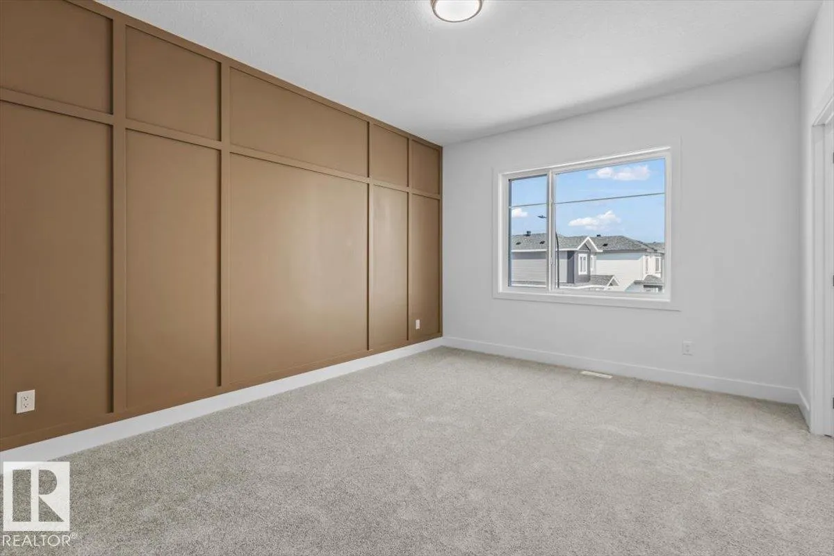 29 Foxtail Road