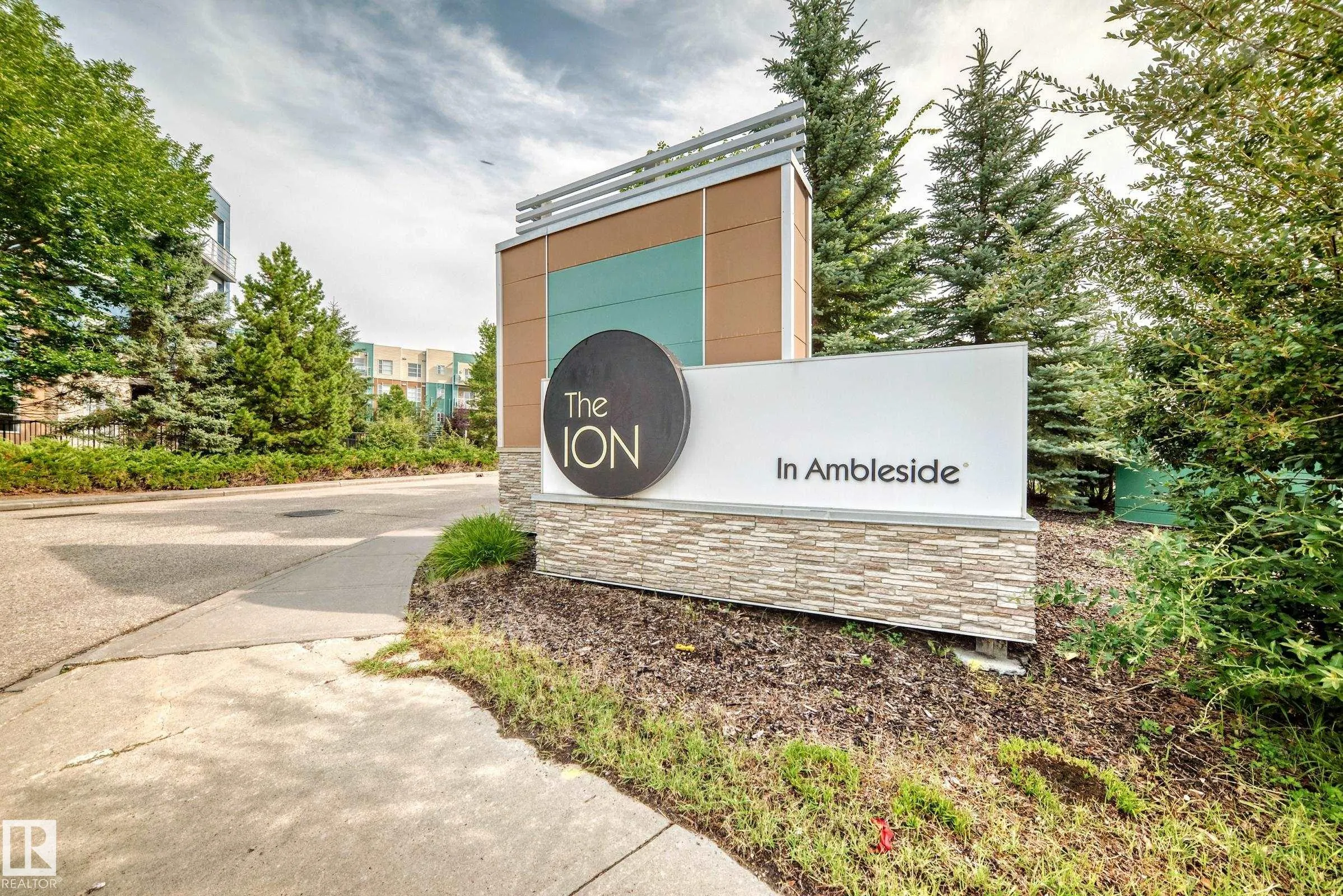 2584 Anderson Way