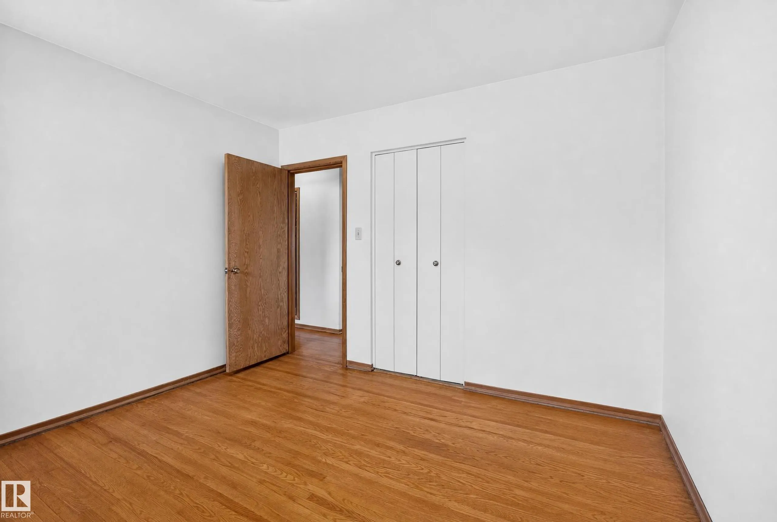 16009 93A Avenue