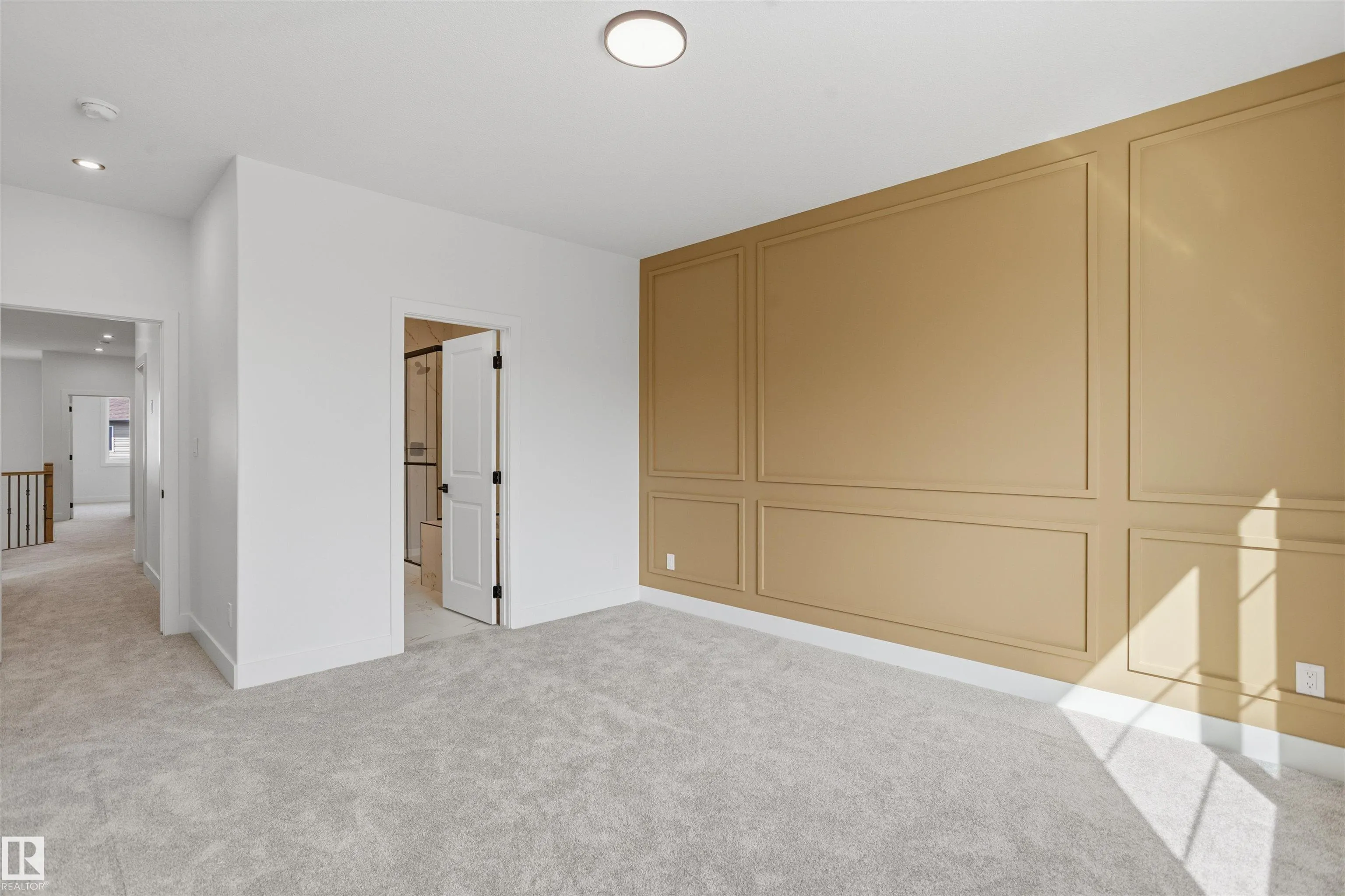 24 Munn Way