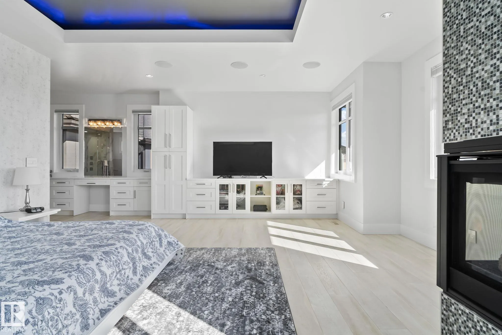 3652 WESTCLIFF Way