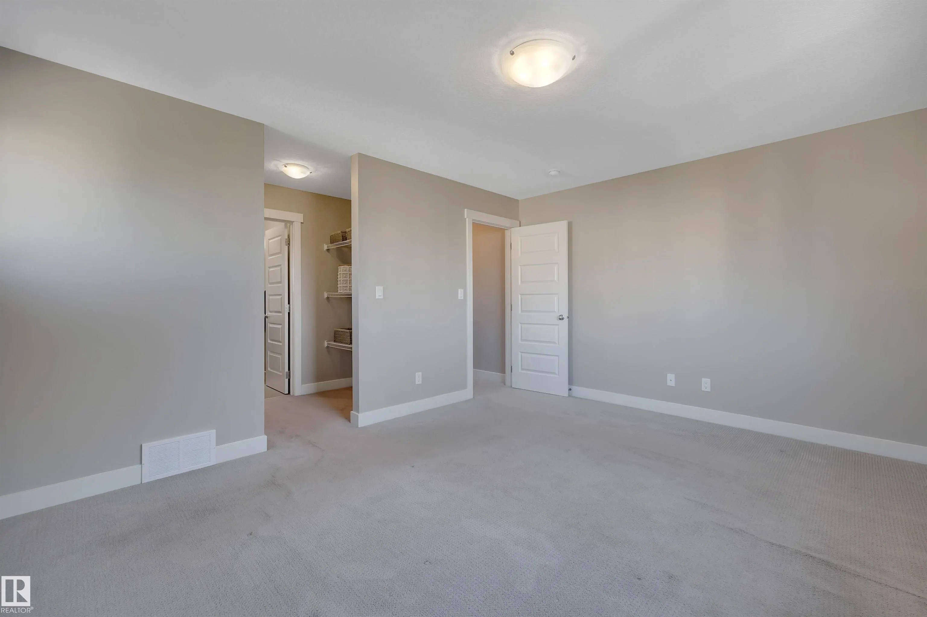 401 SOUTHFORK Drive