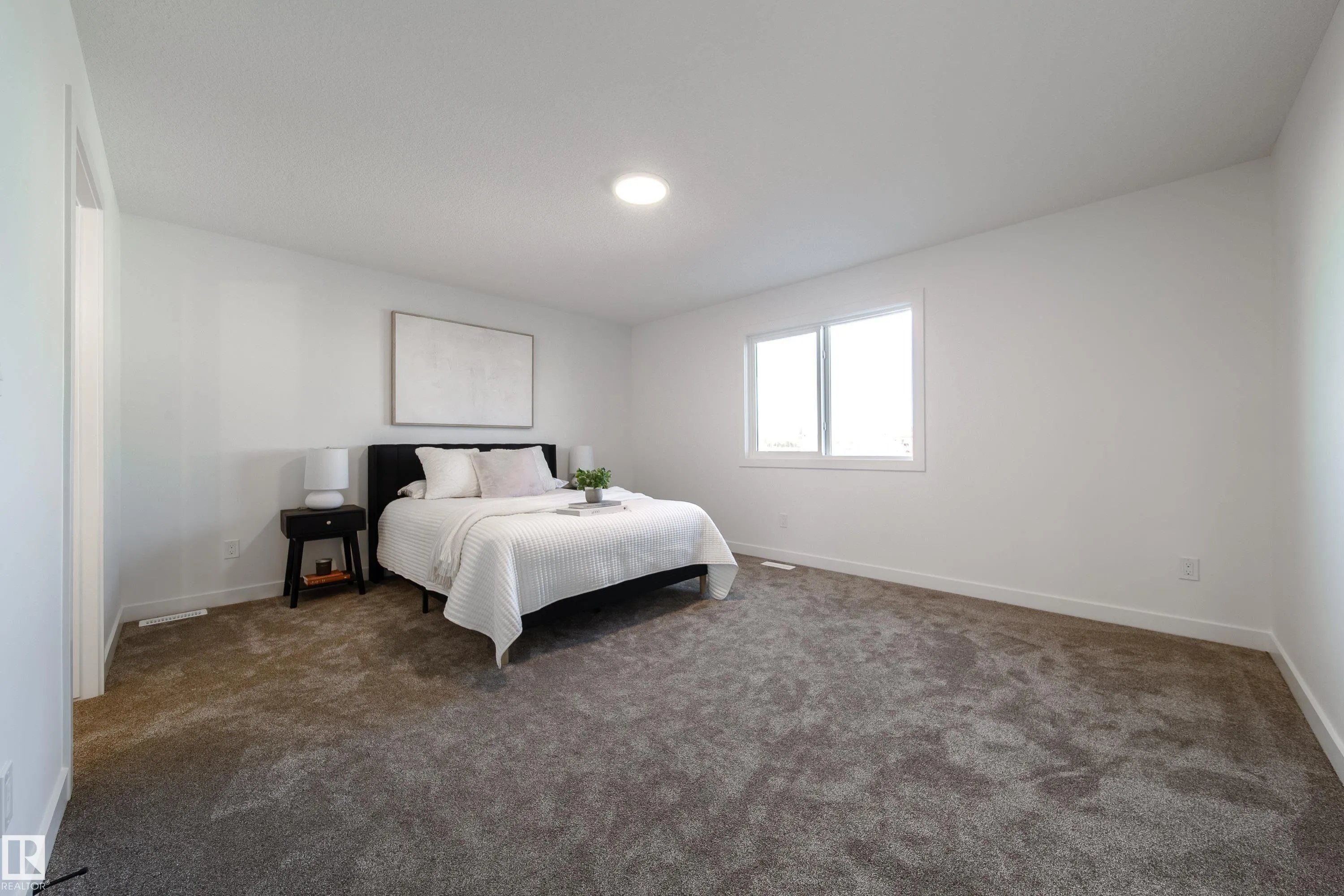 33 SUN MEADOWS CL