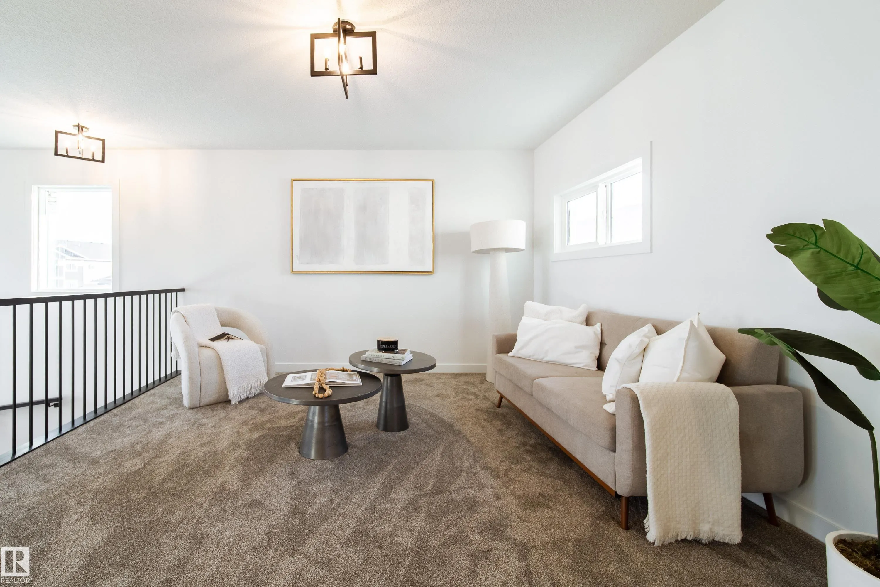 33 SUN MEADOWS CL