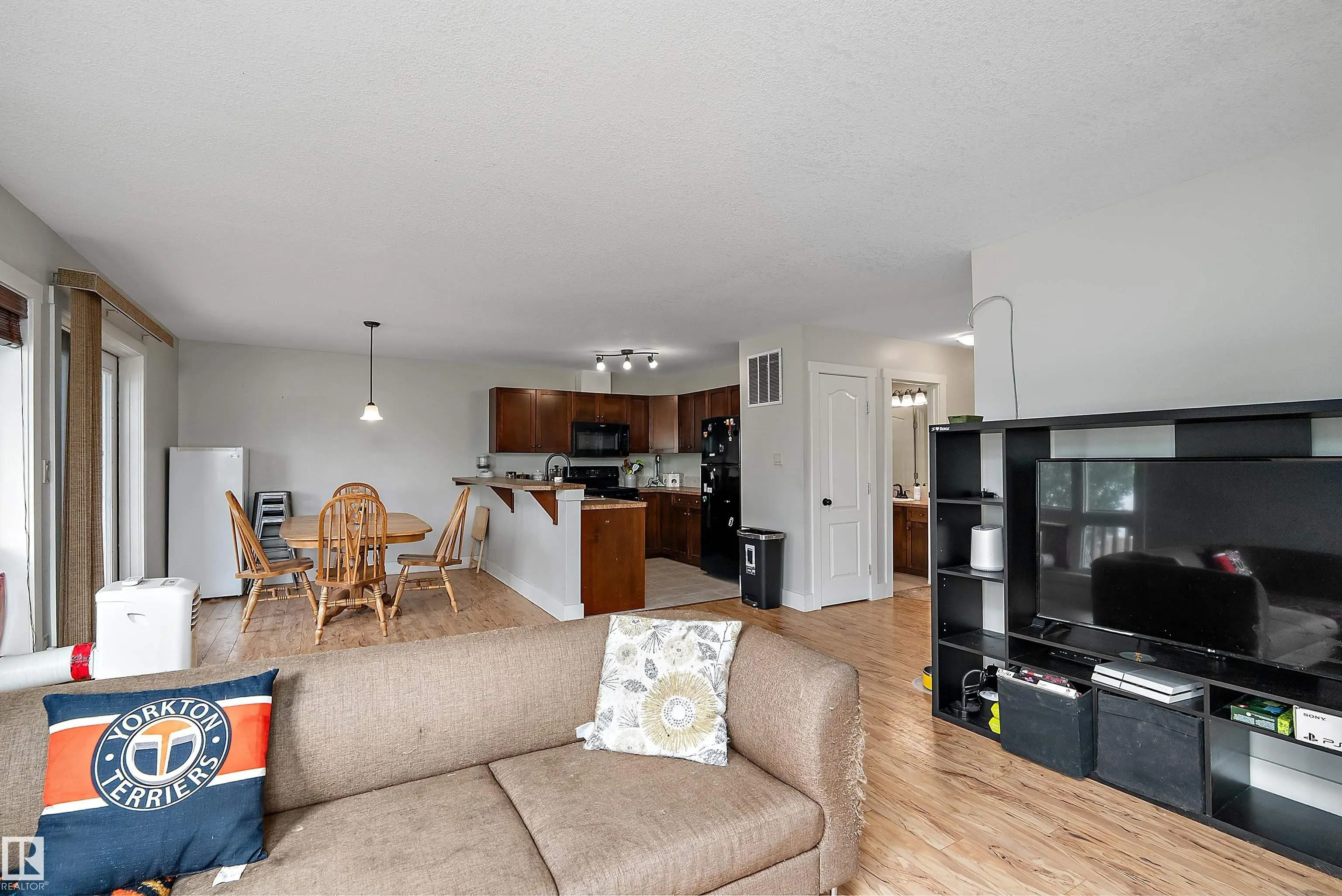 203 GRAYBRIAR Green