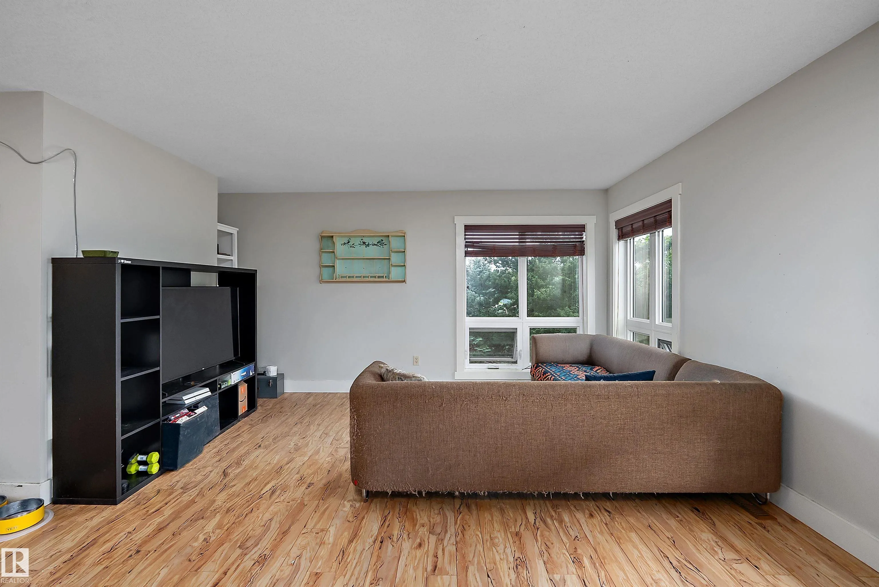 203 GRAYBRIAR Green