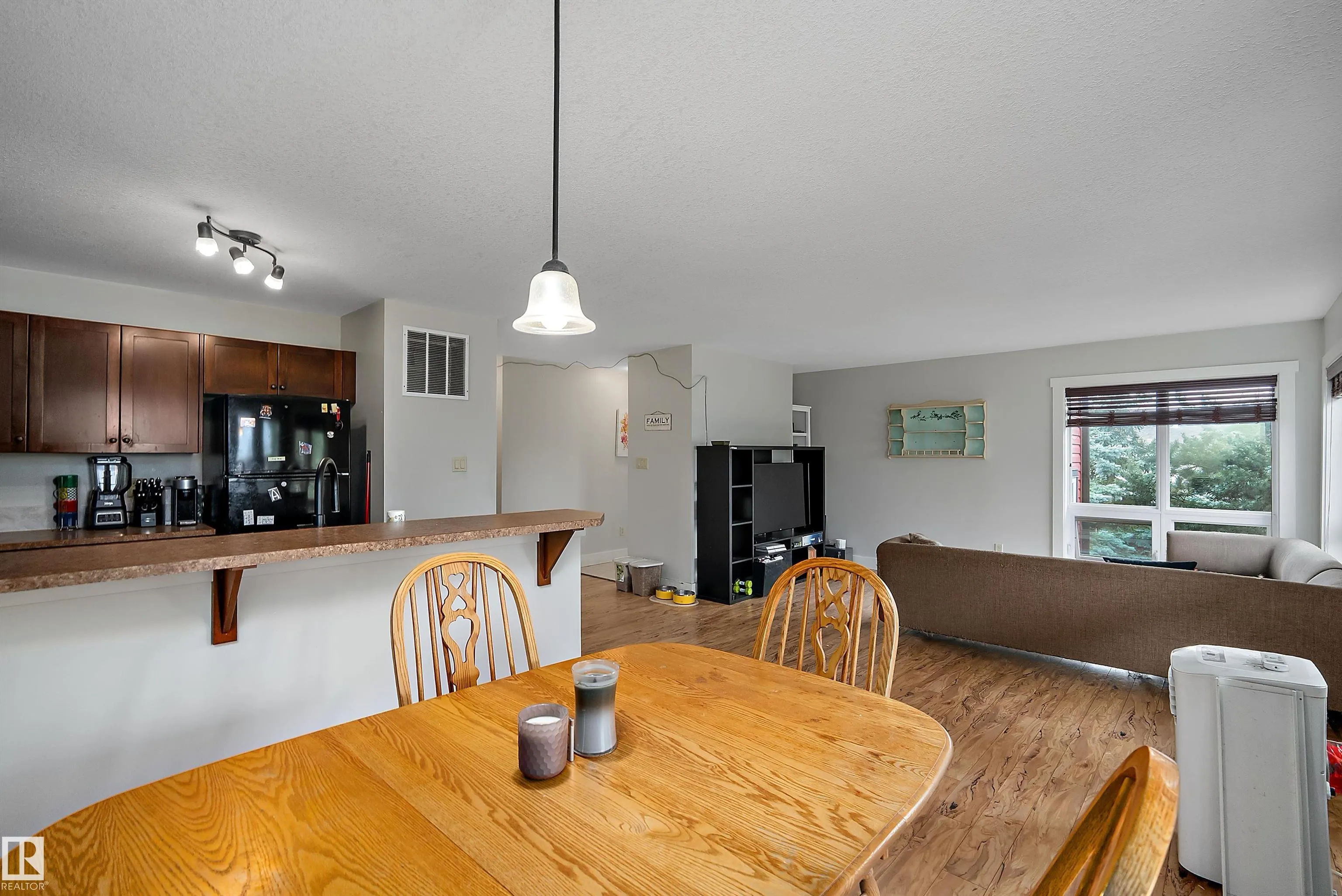 203 GRAYBRIAR Green