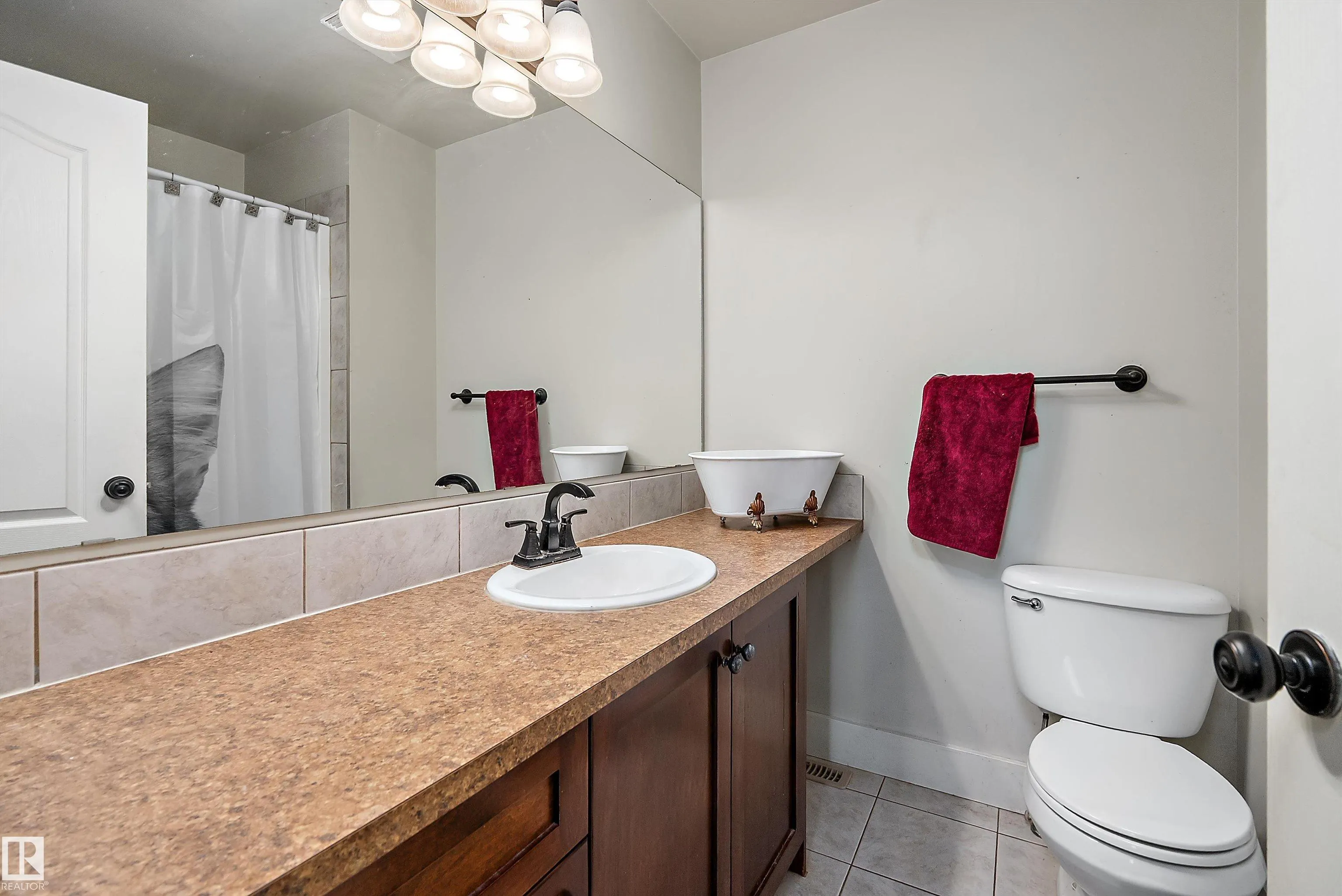 203 GRAYBRIAR Green