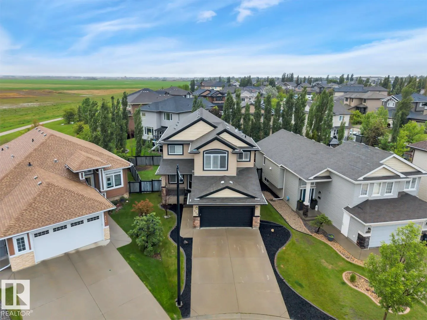 208 BRIDGEPORT Close