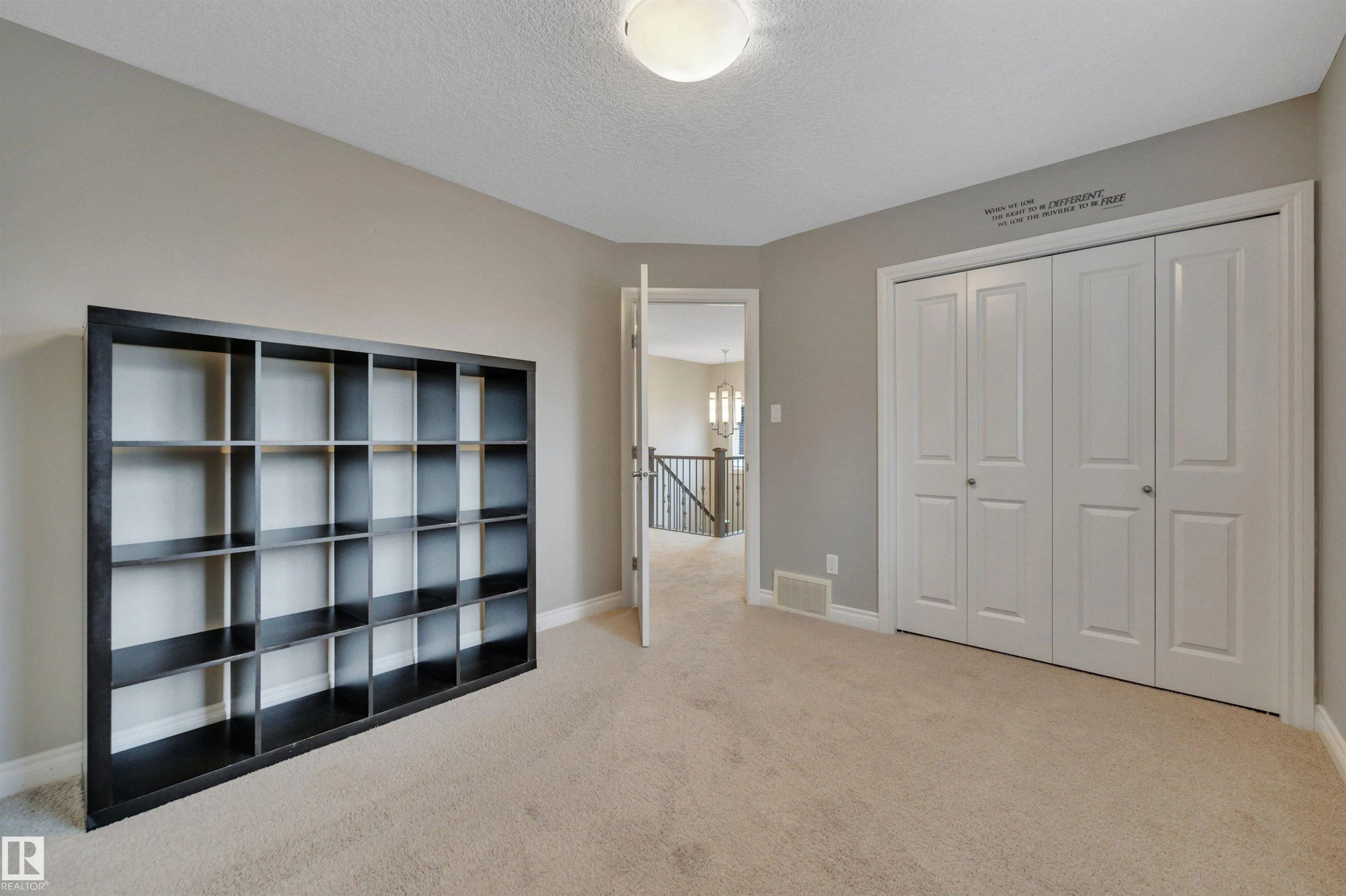 208 BRIDGEPORT Close