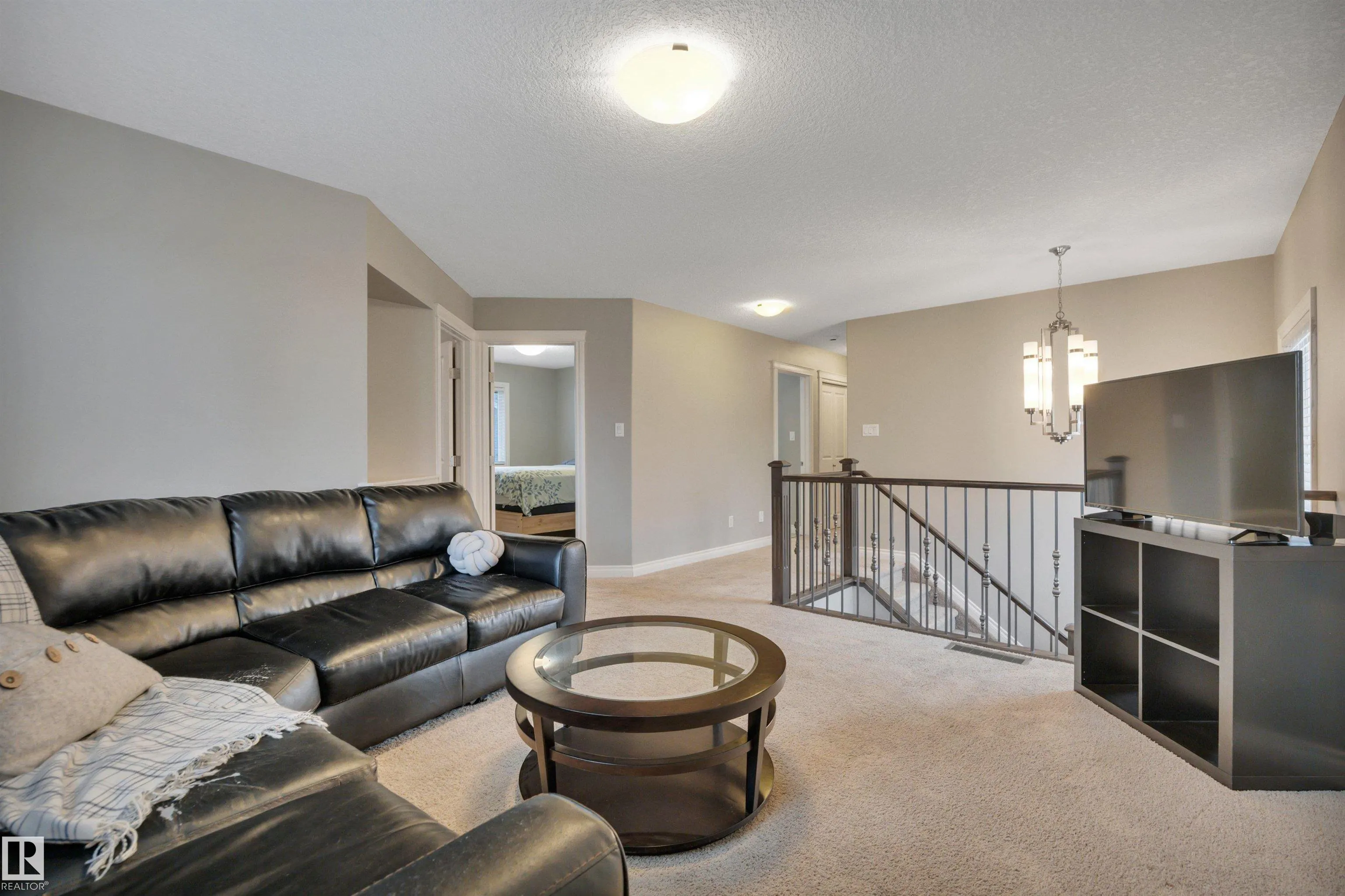 208 BRIDGEPORT Close