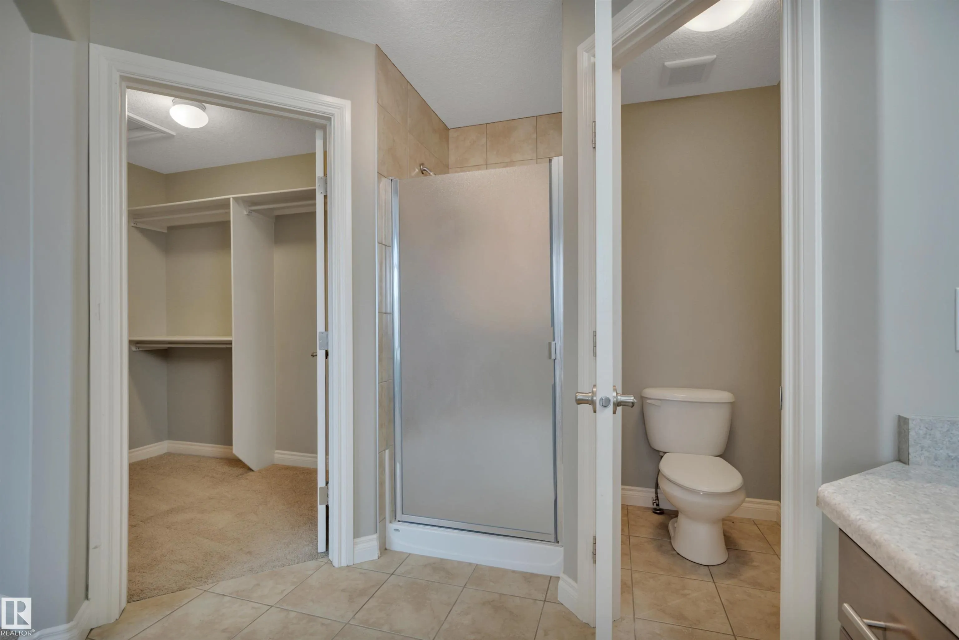 208 BRIDGEPORT Close