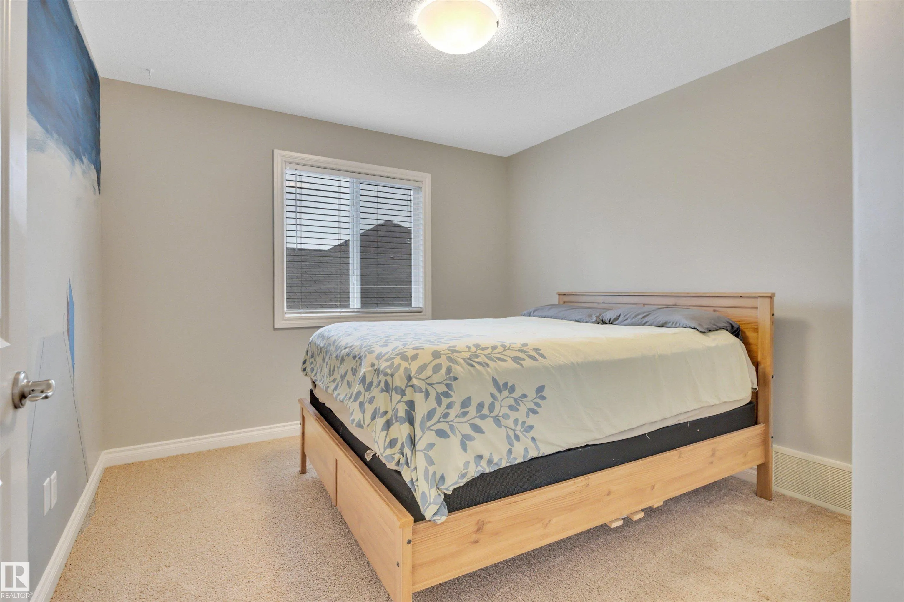 208 BRIDGEPORT Close