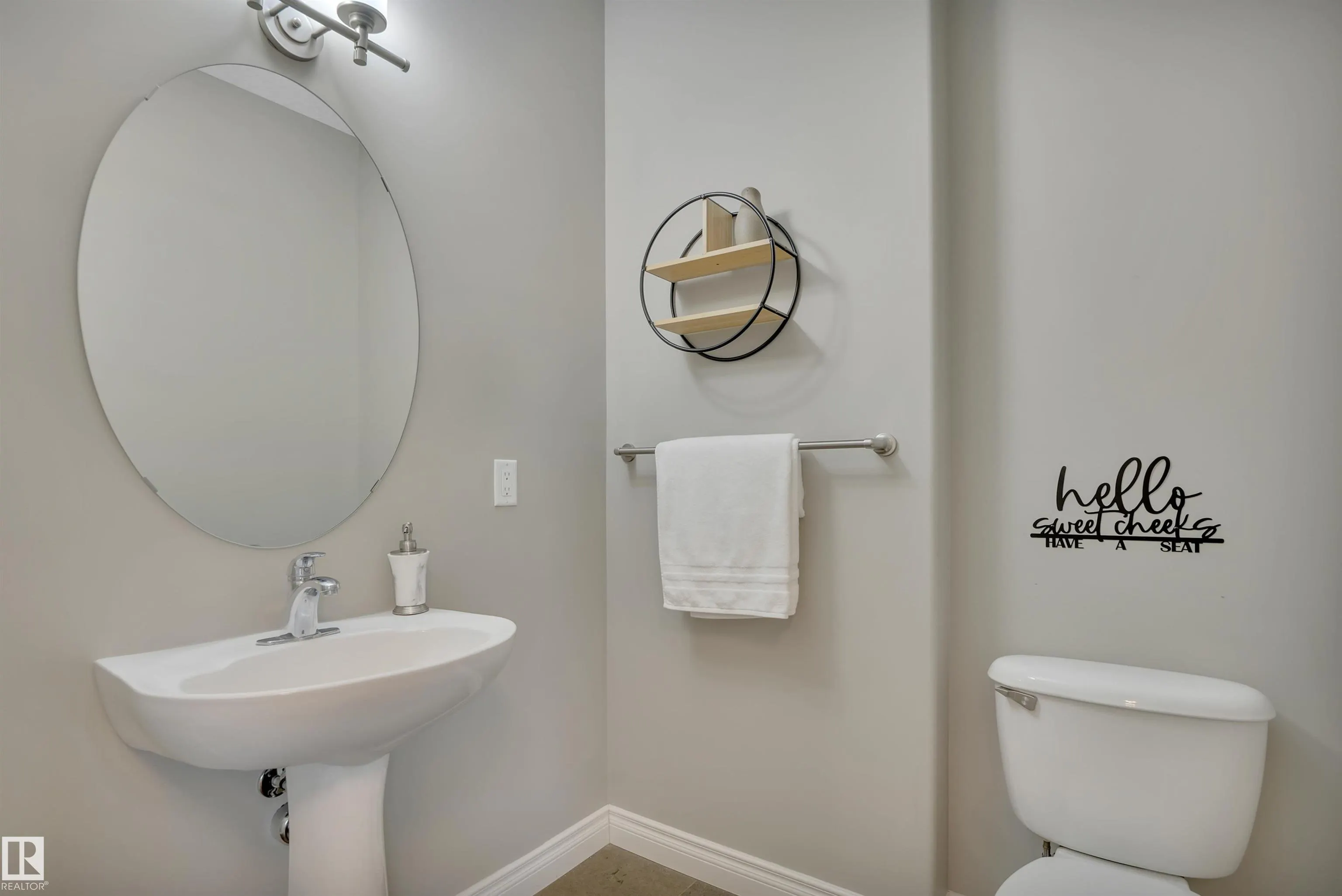 208 BRIDGEPORT Close