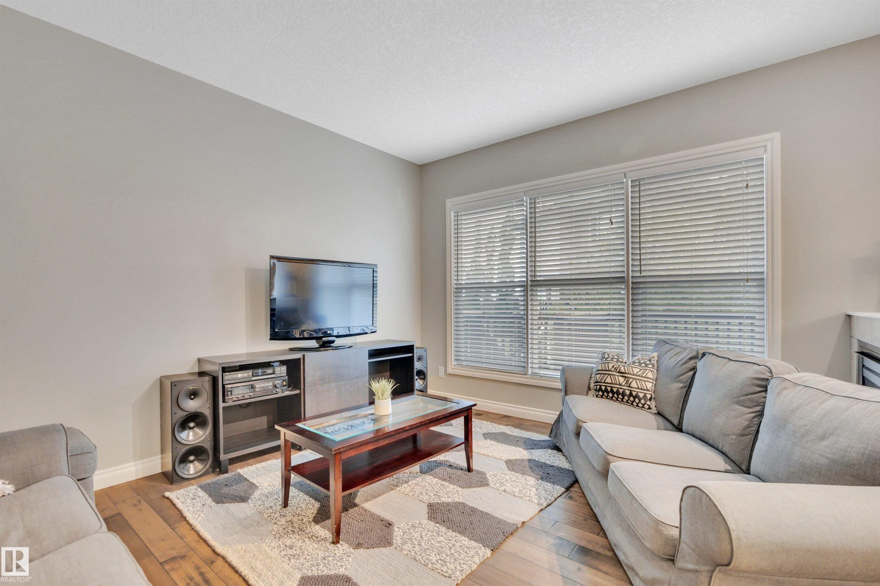208 BRIDGEPORT Close