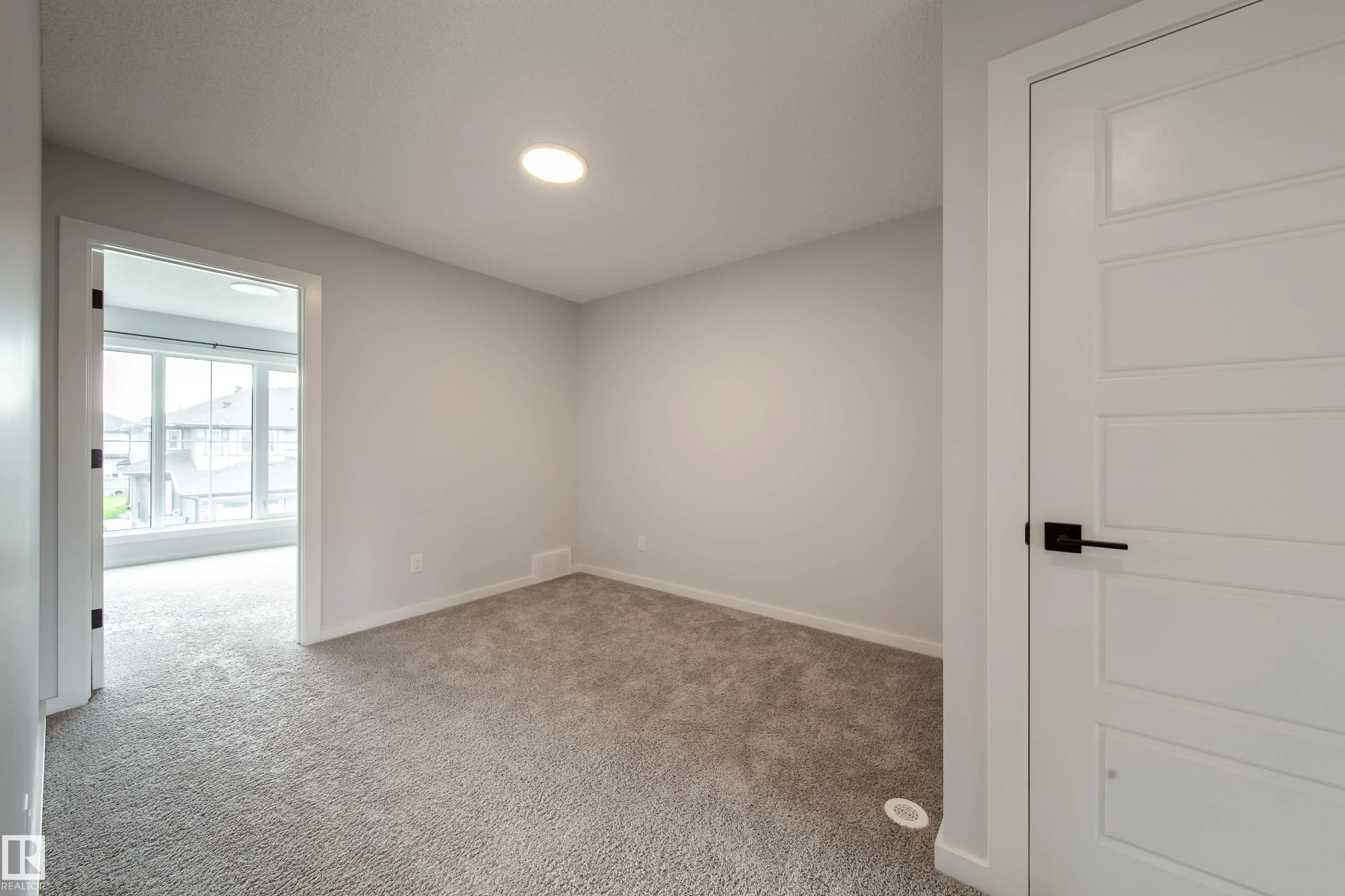 7109 Chivers Close
