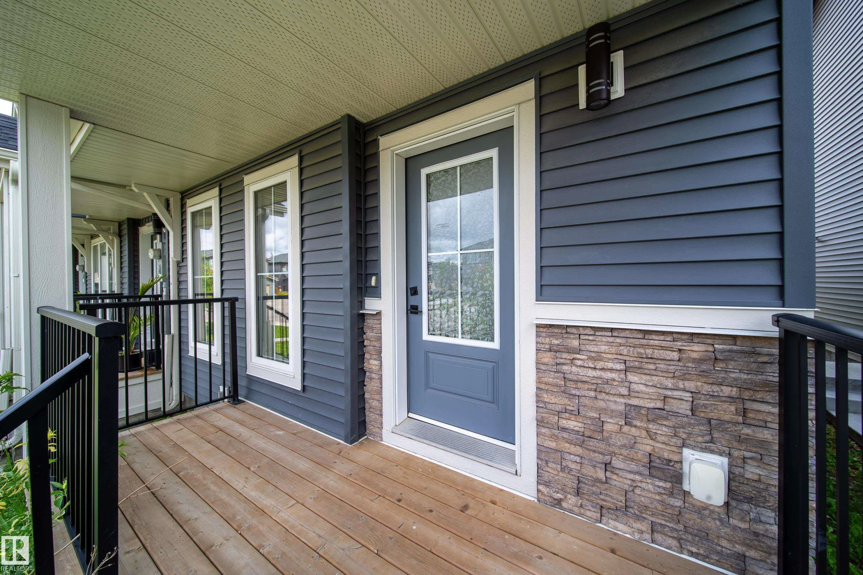7109 Chivers Close