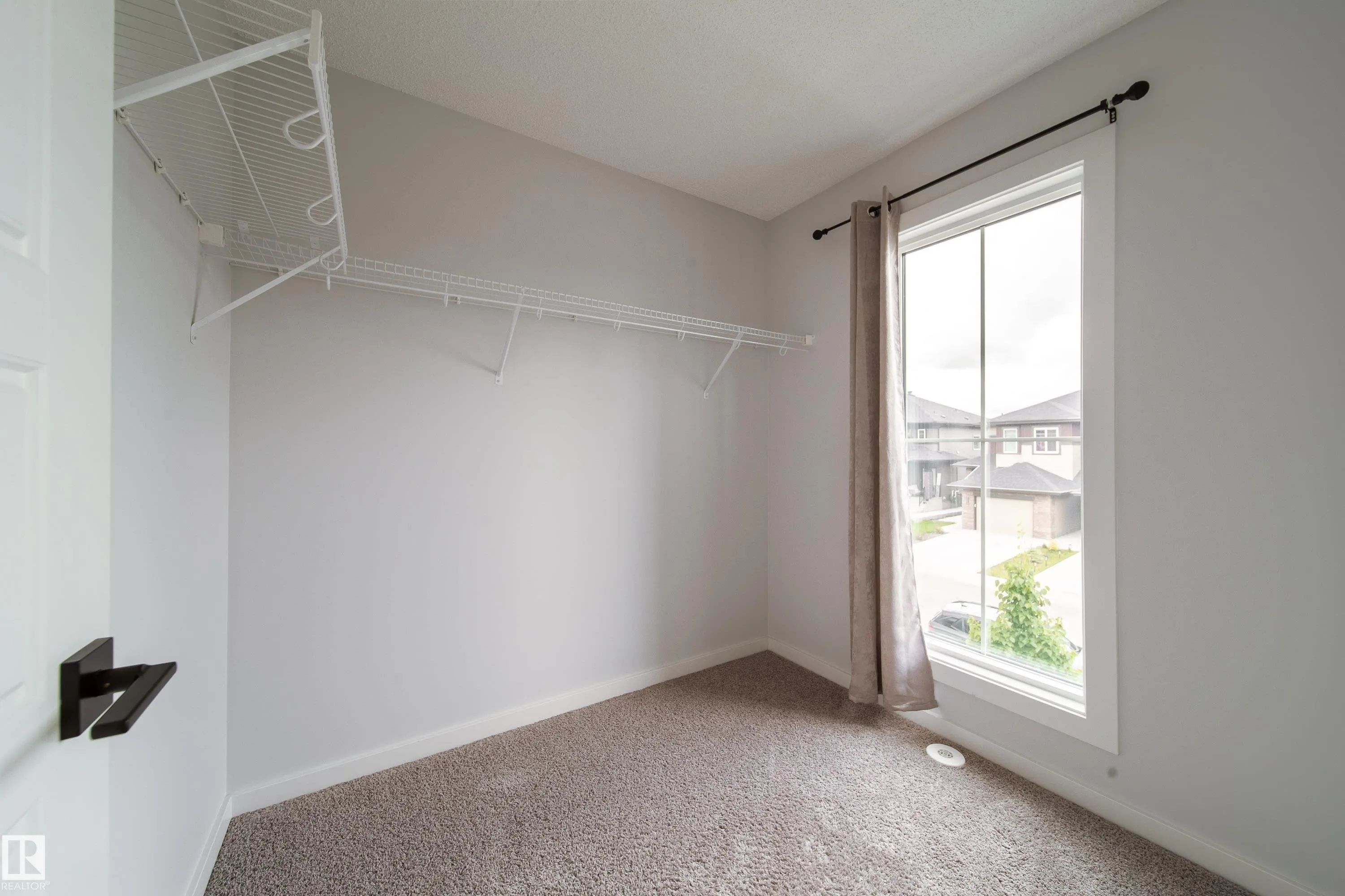 7109 Chivers Close