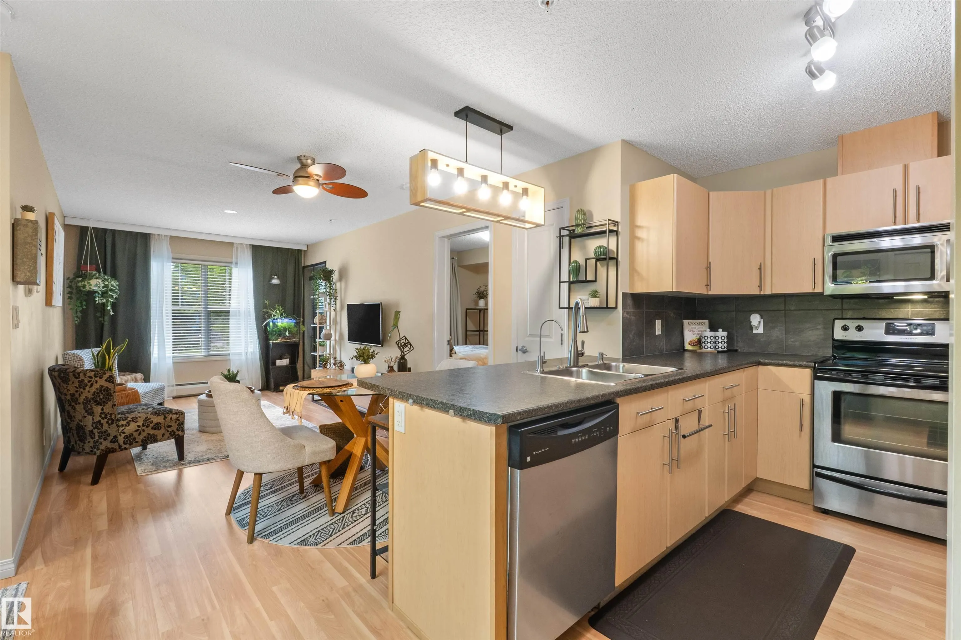 #209 103 Ambleside Drive
