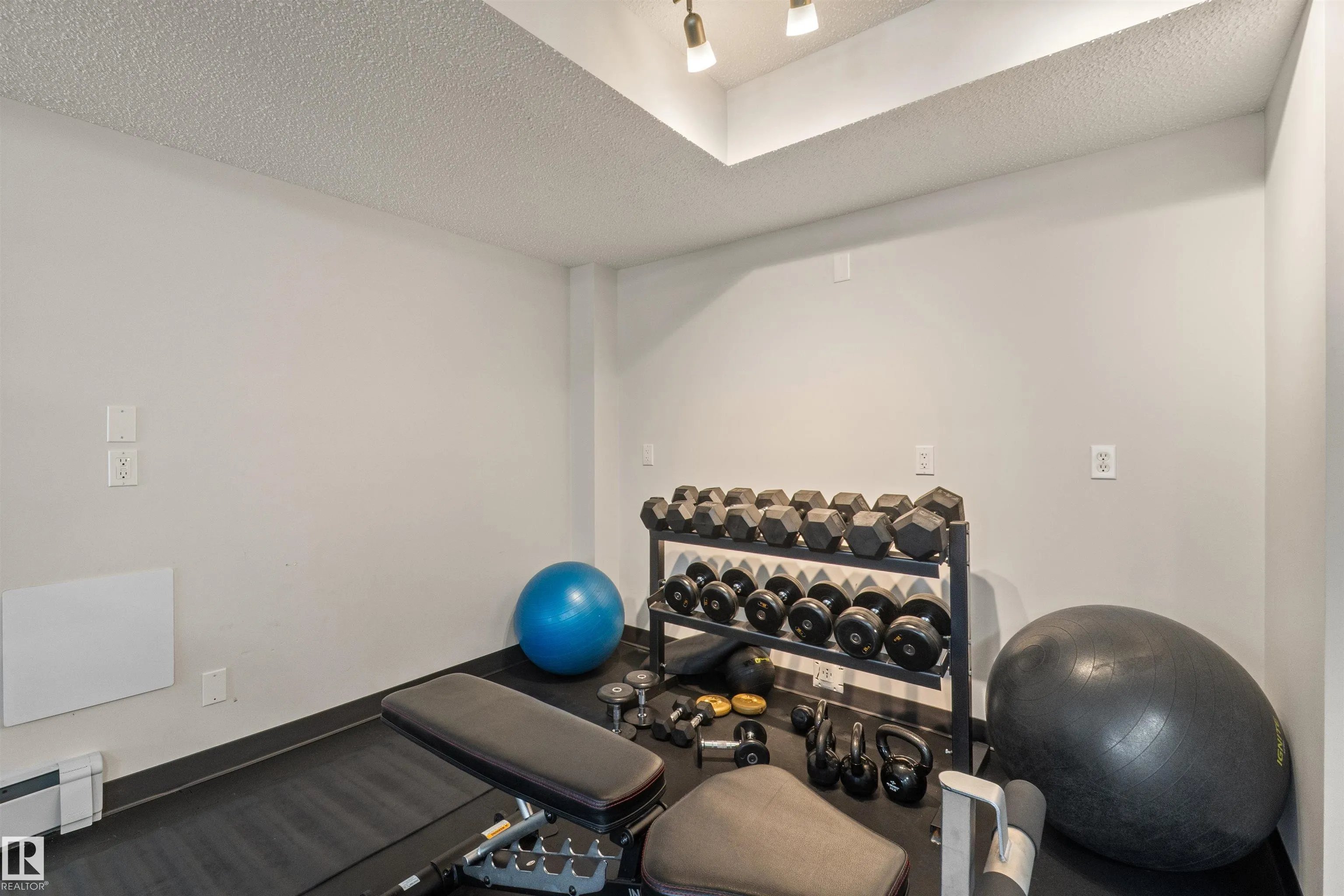 #209 103 Ambleside Drive