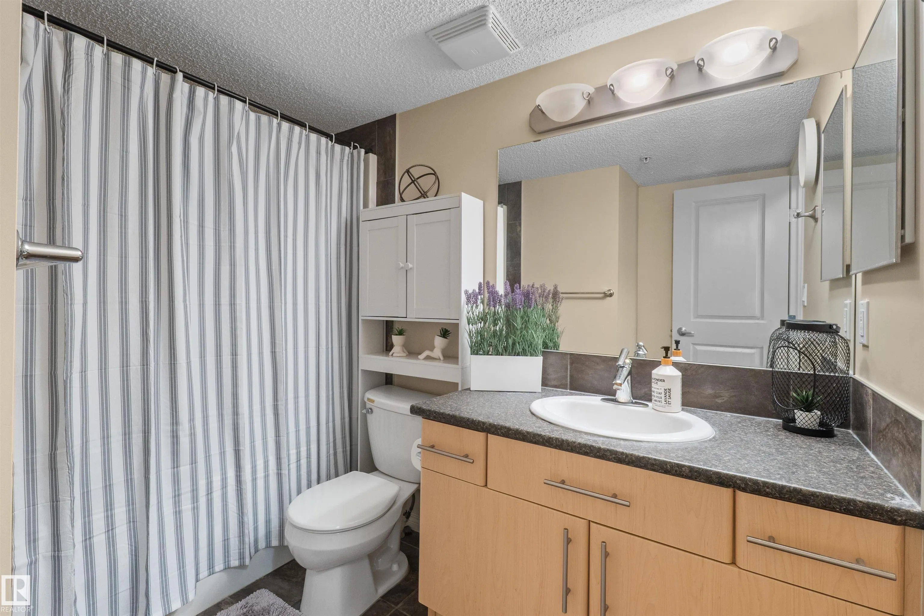 #209 103 Ambleside Drive