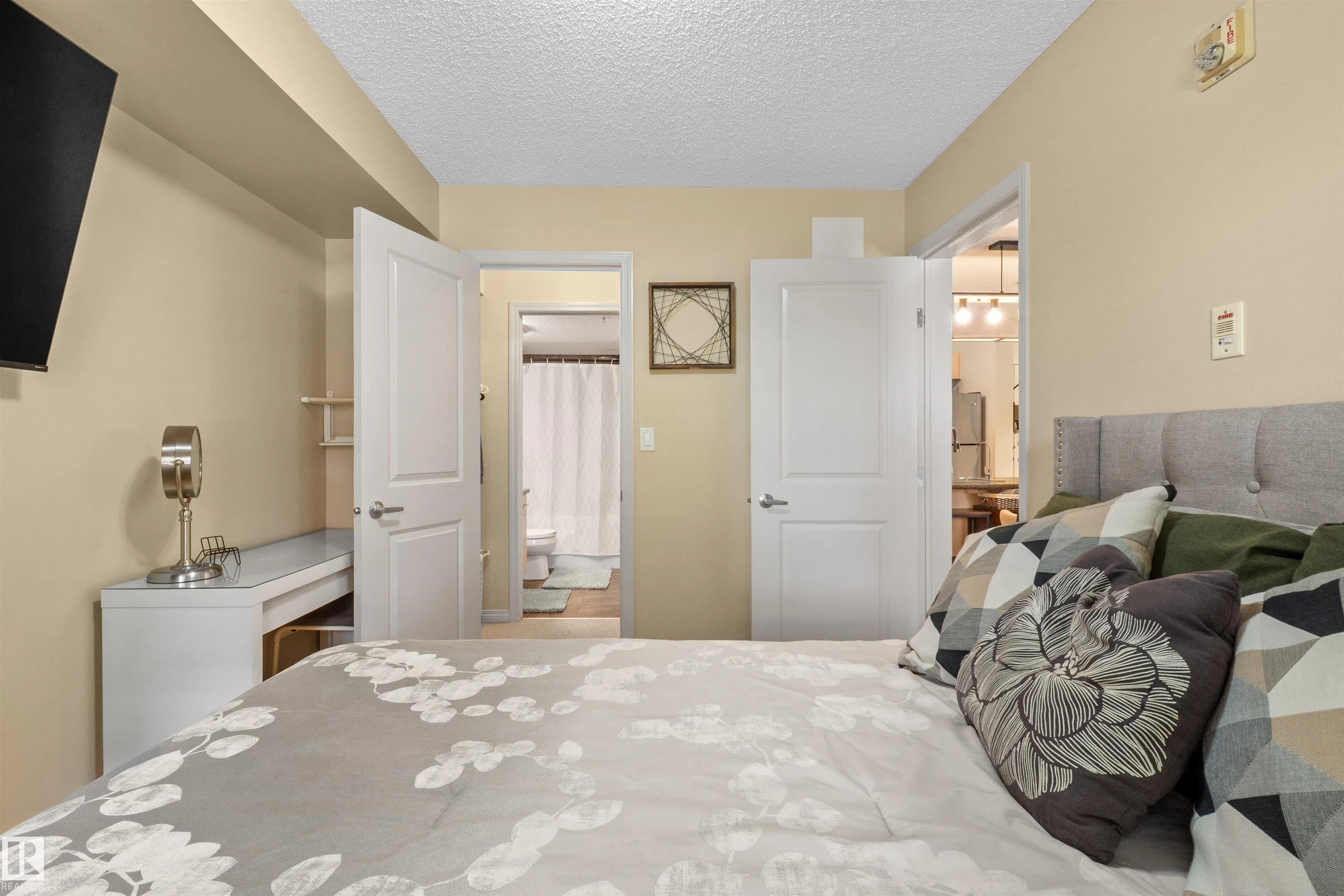 #209 103 Ambleside Drive
