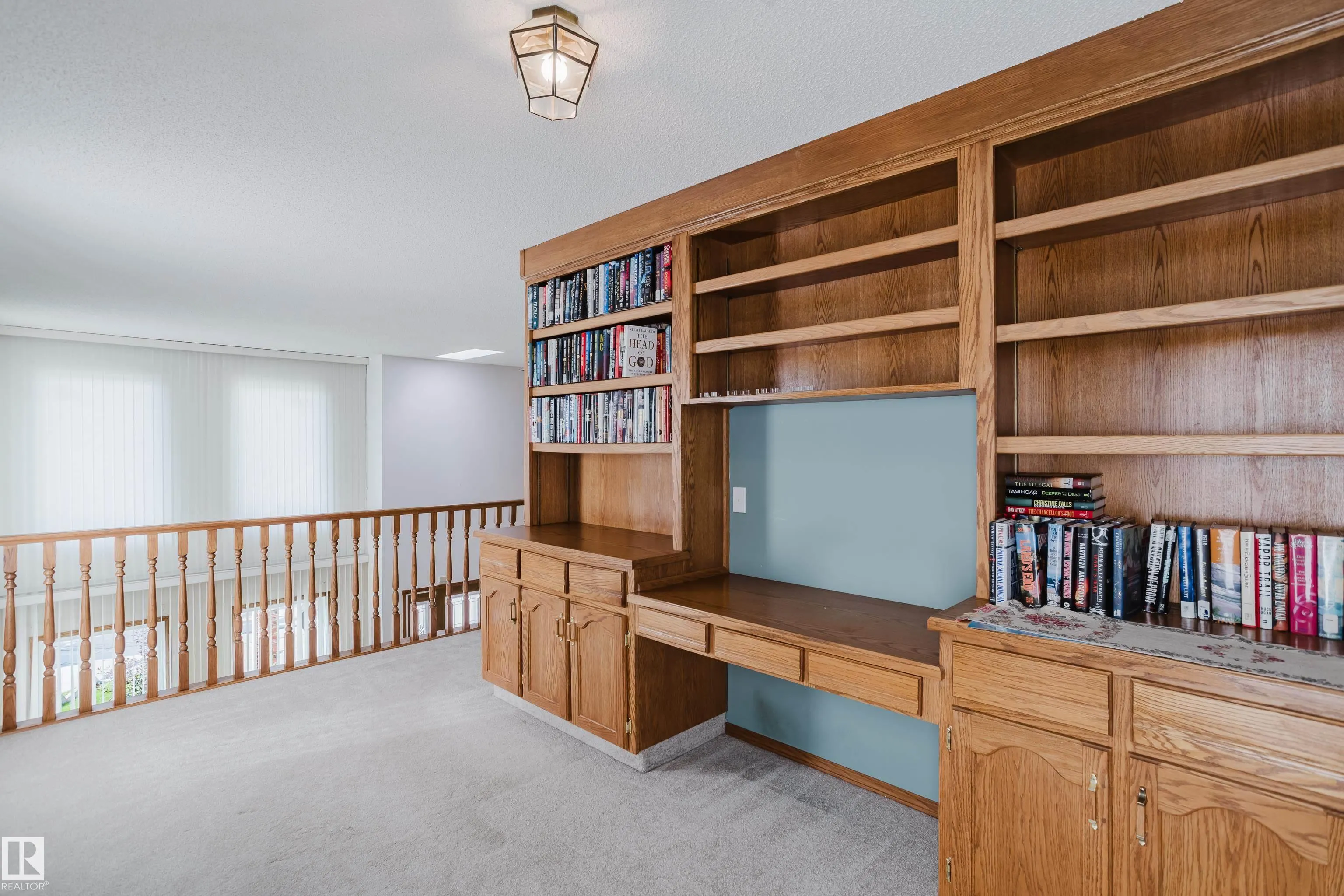 7 HILLTOP Crescent