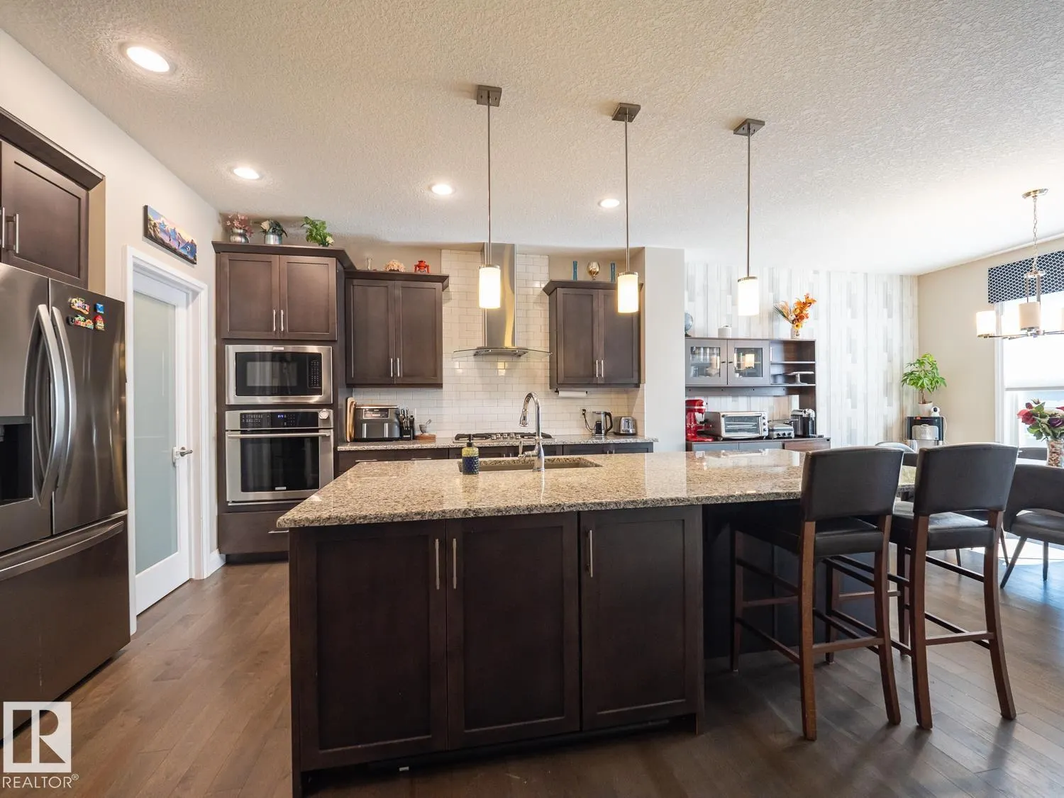 121 SUNWOOD BAY