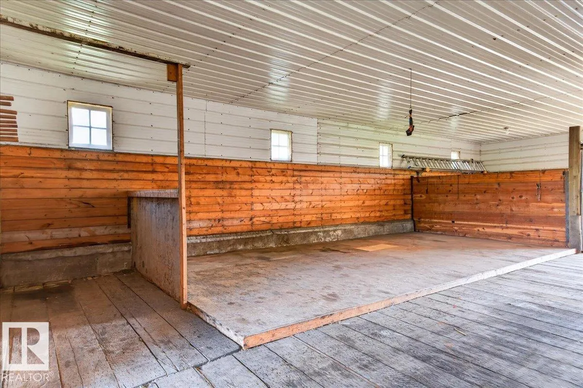 254009 TWP ROAD 460