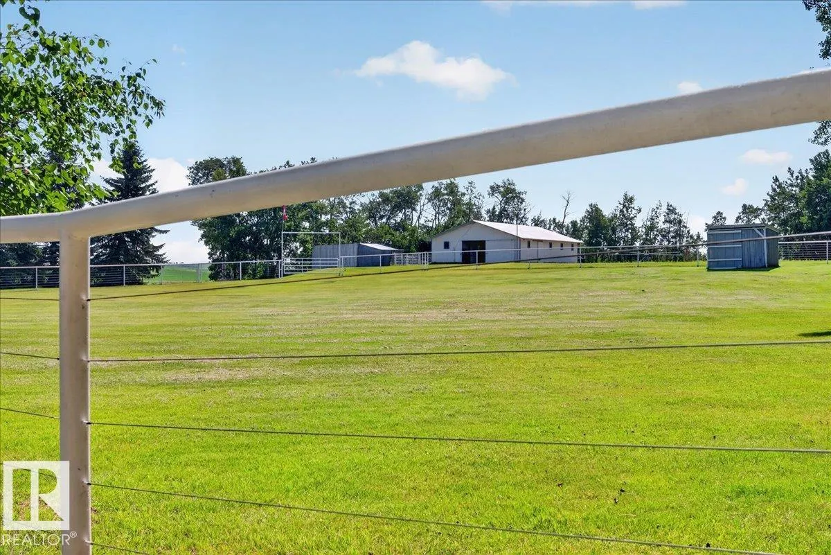 254009 TWP ROAD 460