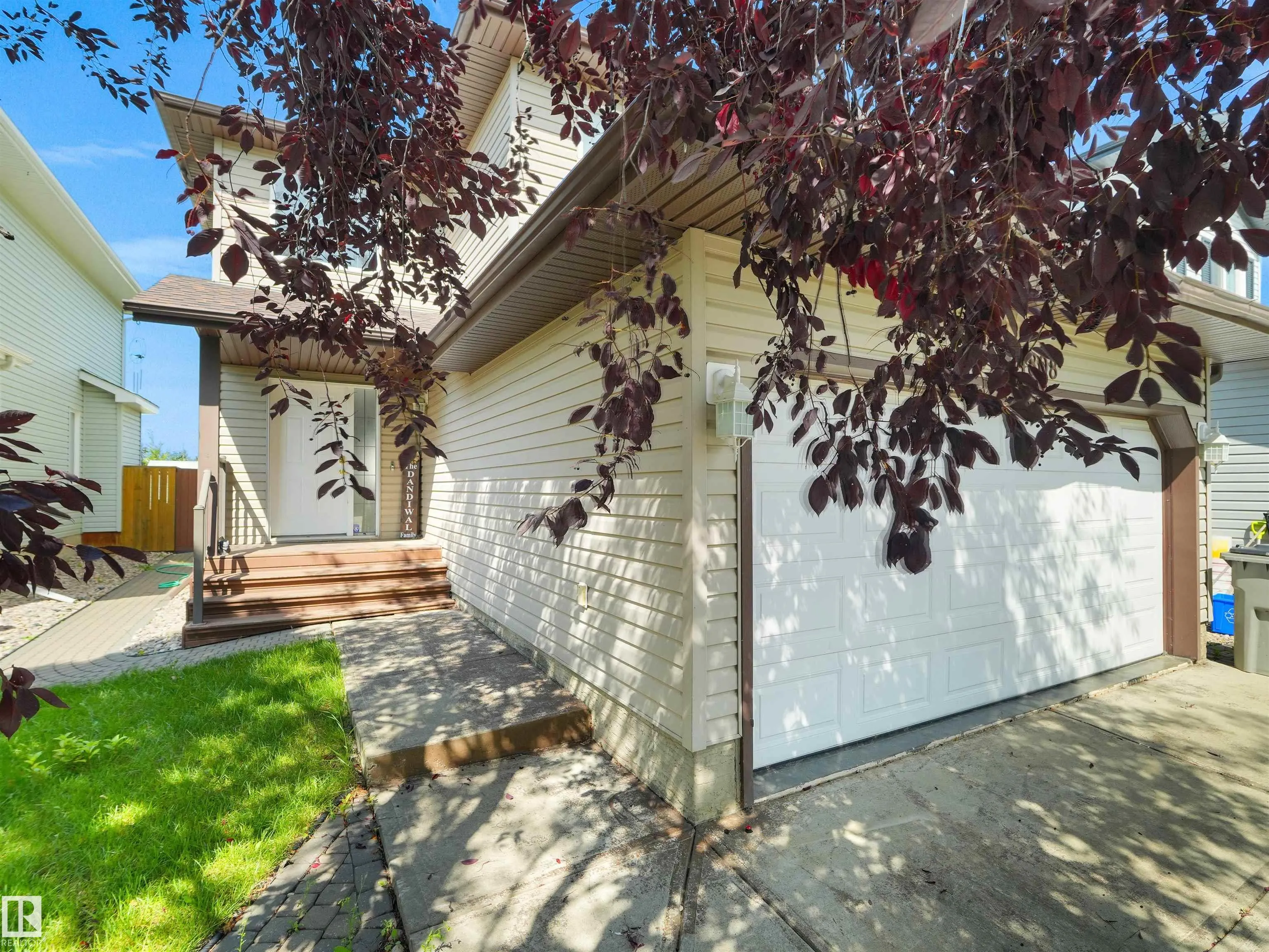 4808 34 Ave